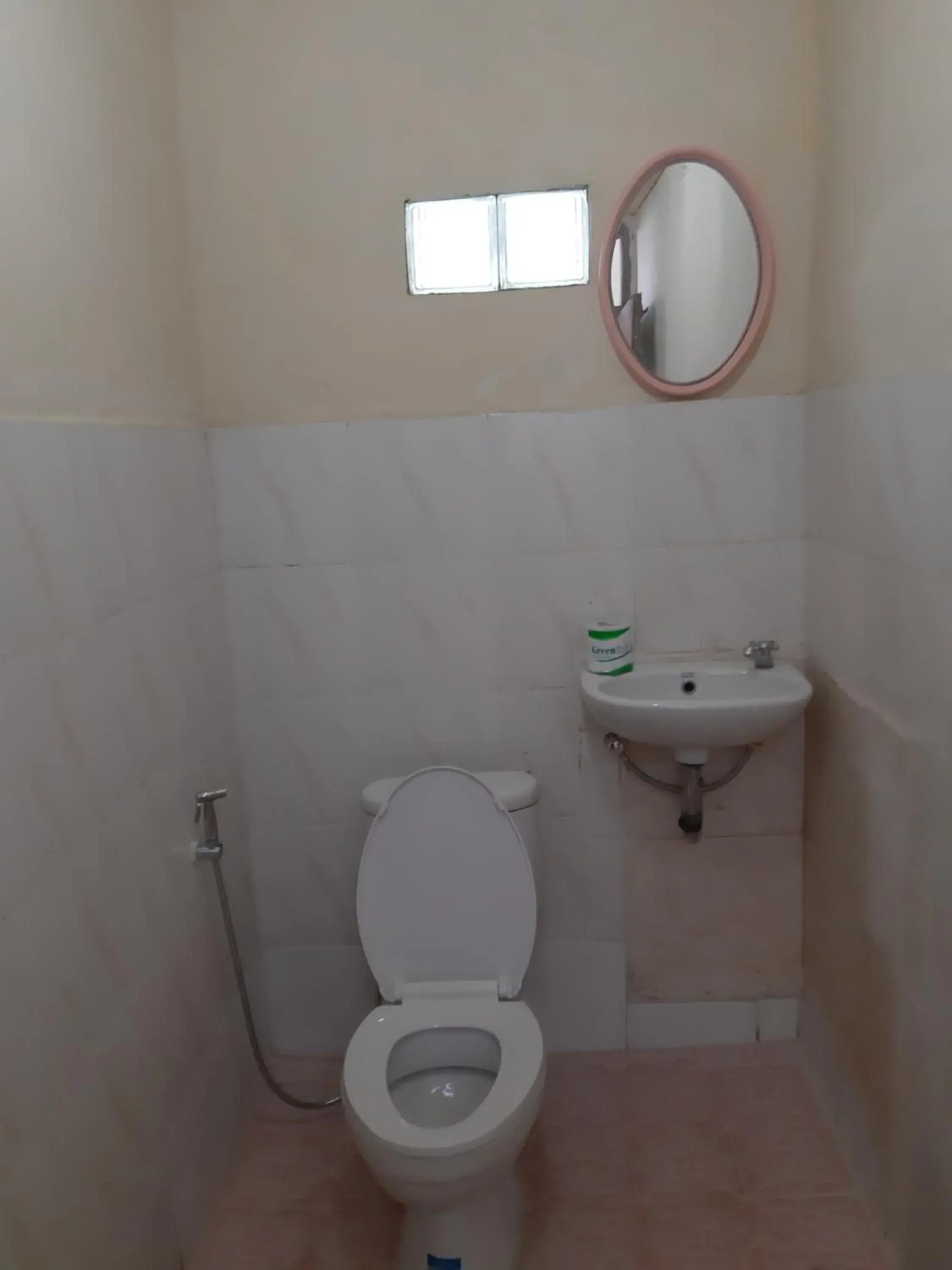 Double Room with Shared Bathroom in Patra House Double Room with Shared Bathroom in Patra House
