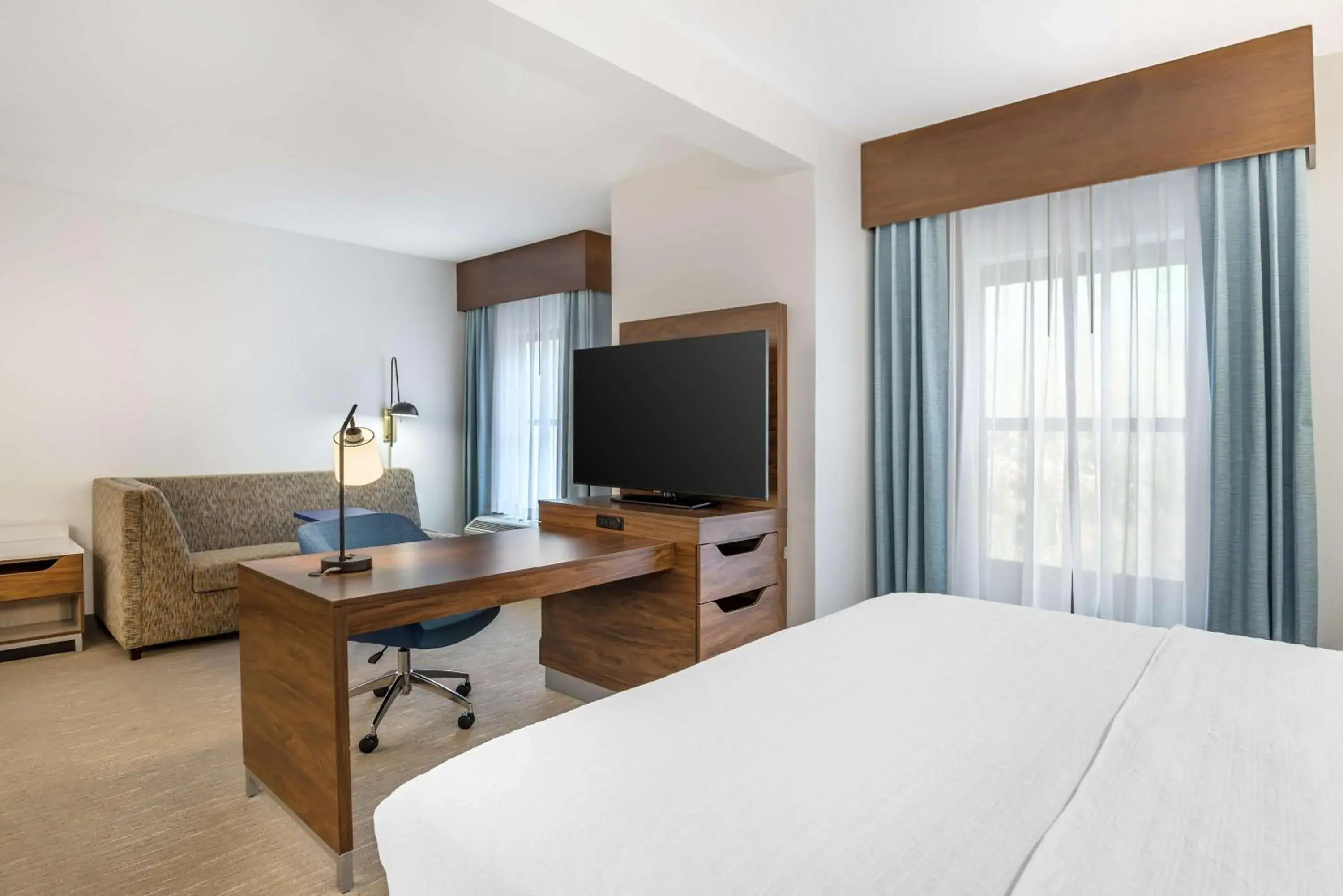 King Suite with Roll-In Shower - Non-Smoking in Hampton Inn Petersburg-Fort Lee King Suite with Roll-In Shower - Non-Smoking in Hampton Inn Petersburg-Fort Lee