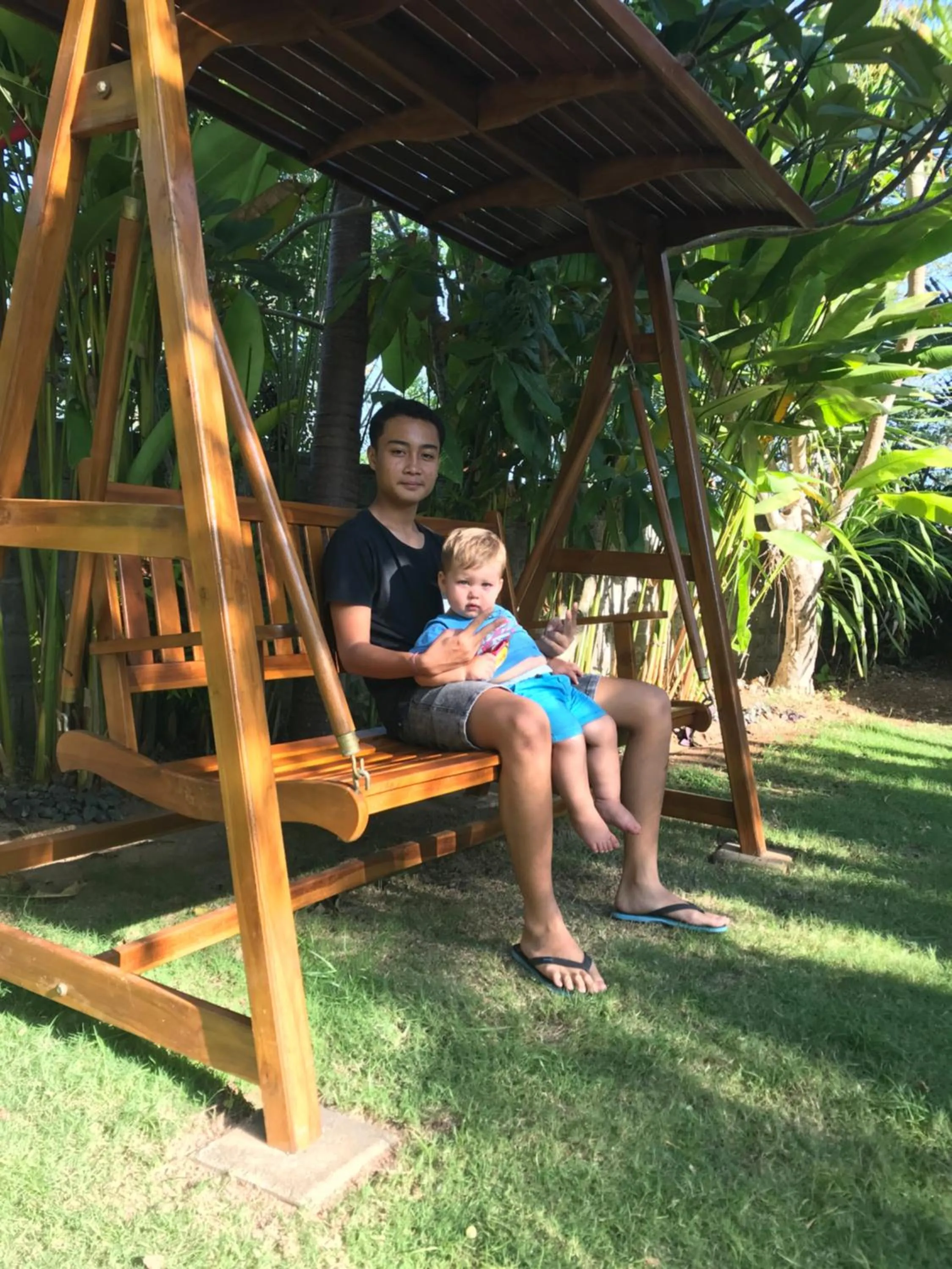 Family in El Homestay Bali