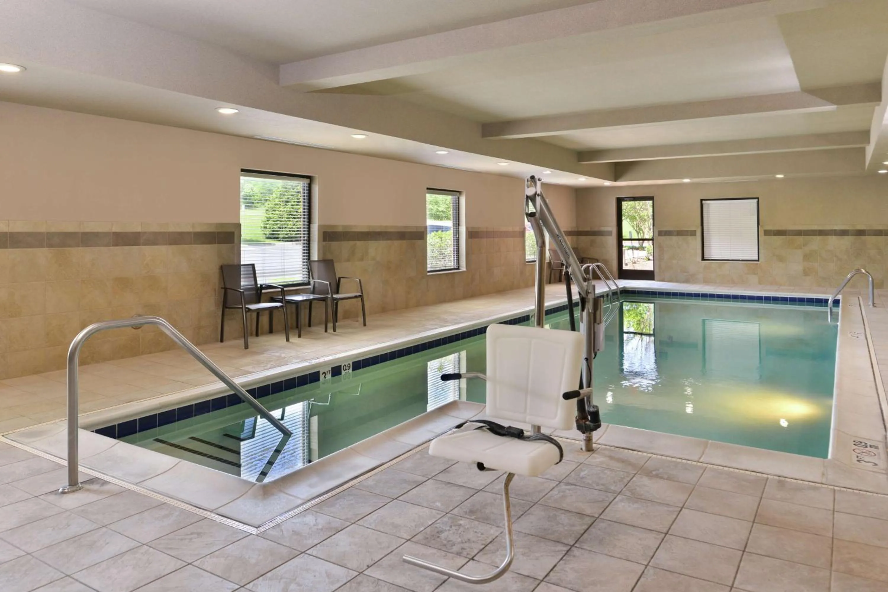 Pool view in Hampton Inn Harrisonburg South