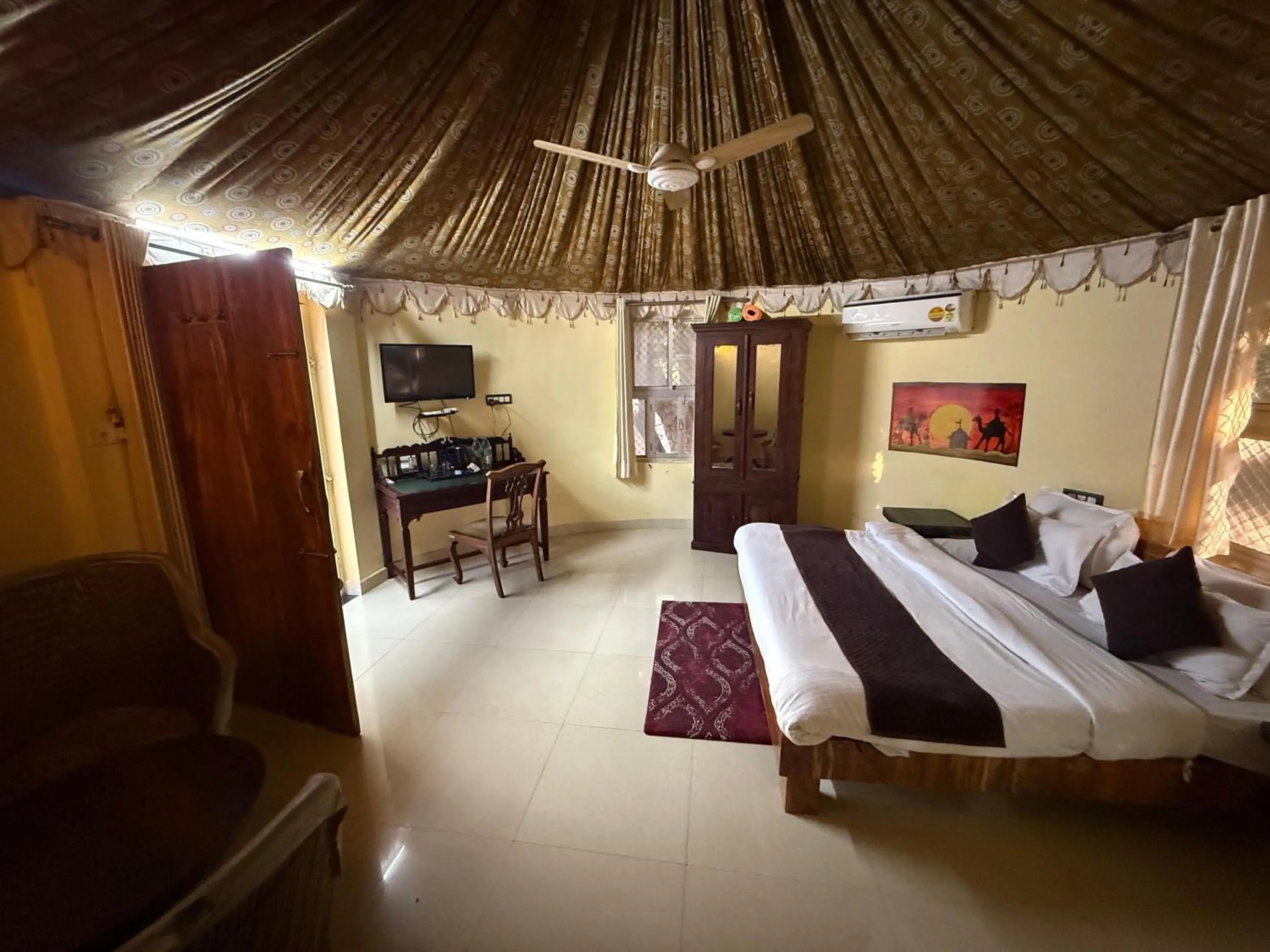 Bed in Hotel Green Heaven Resort