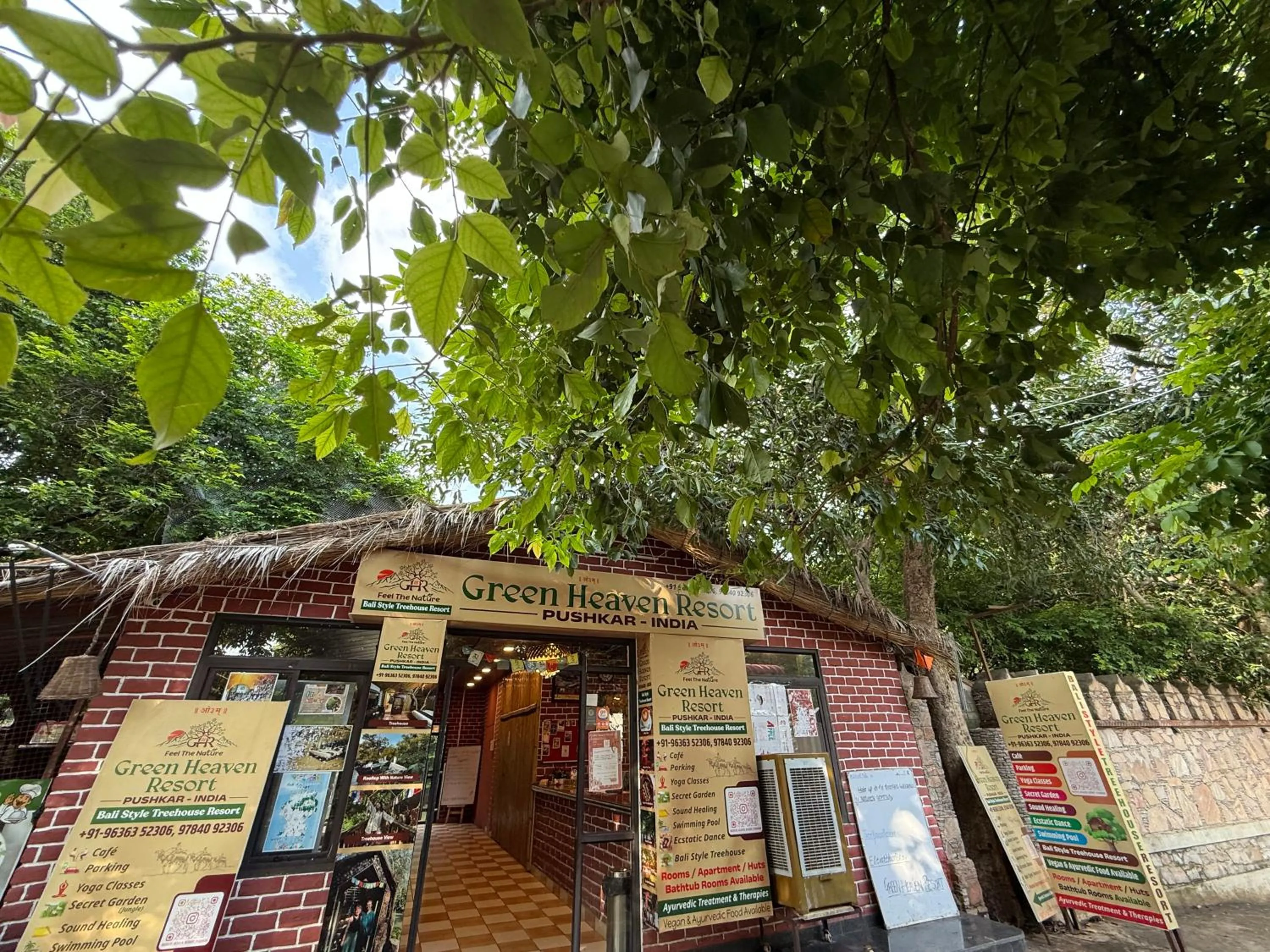 Hotel Green Heaven Resort