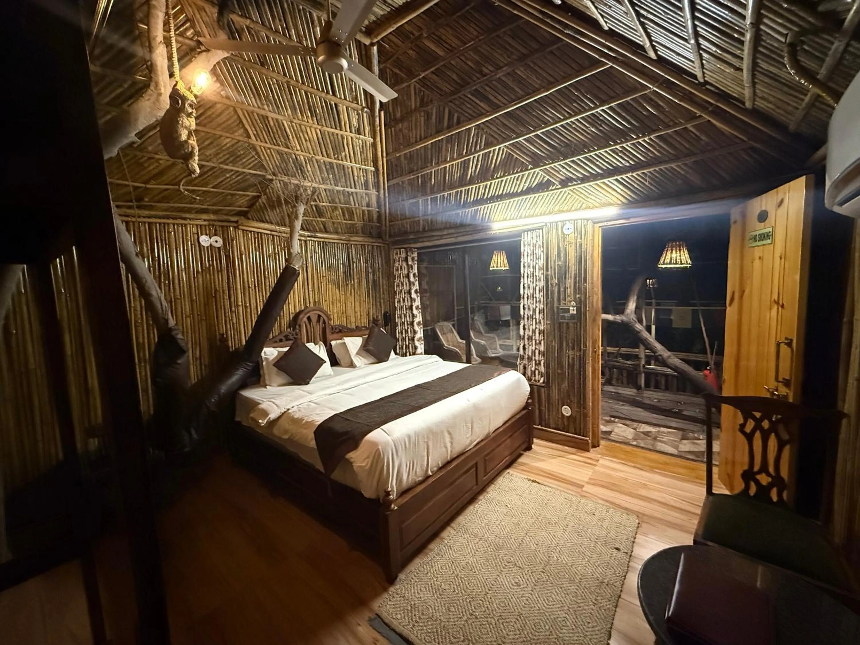 Bed in Hotel Green Heaven Resort