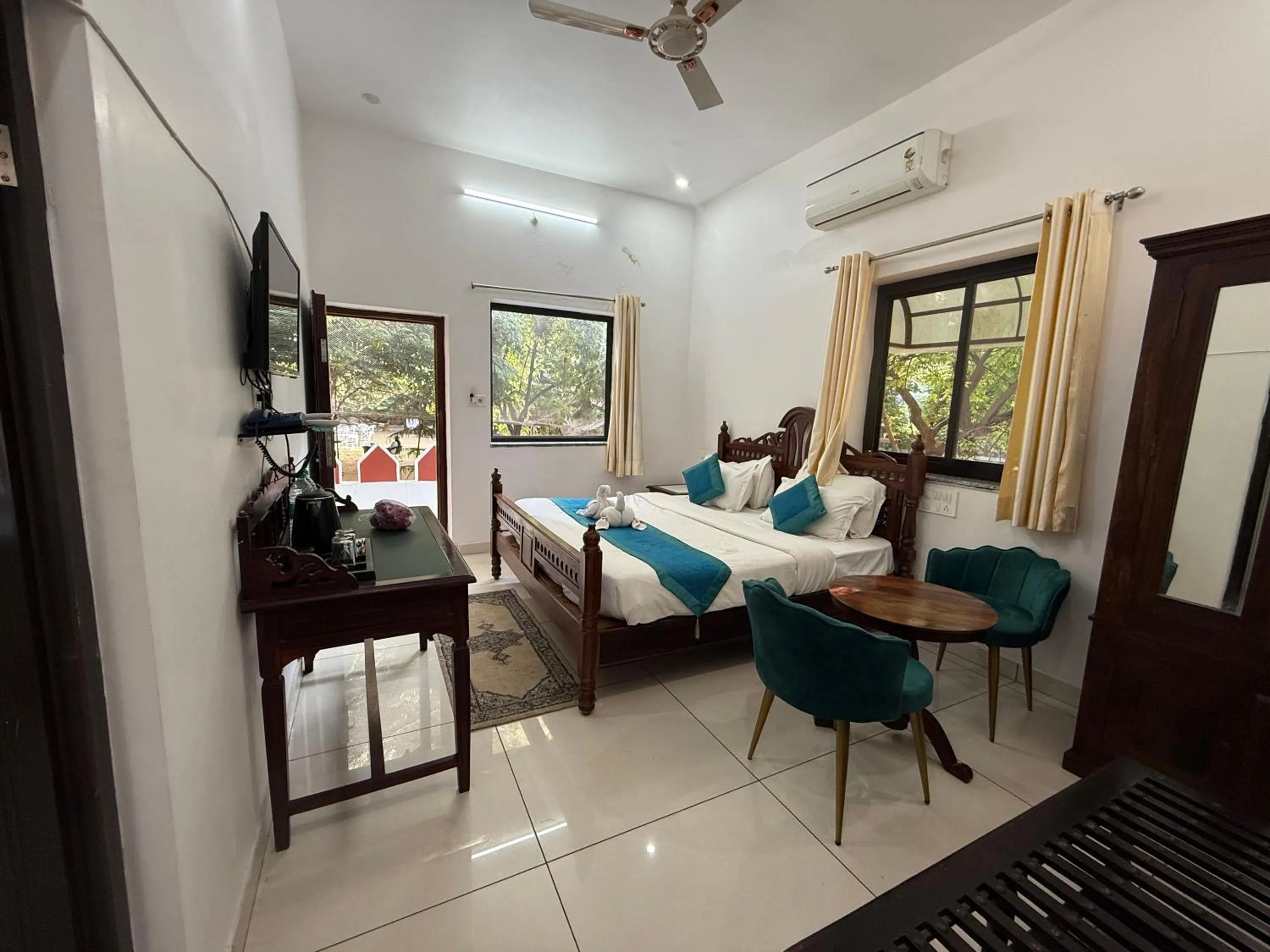 Bed in Hotel Green Heaven Resort