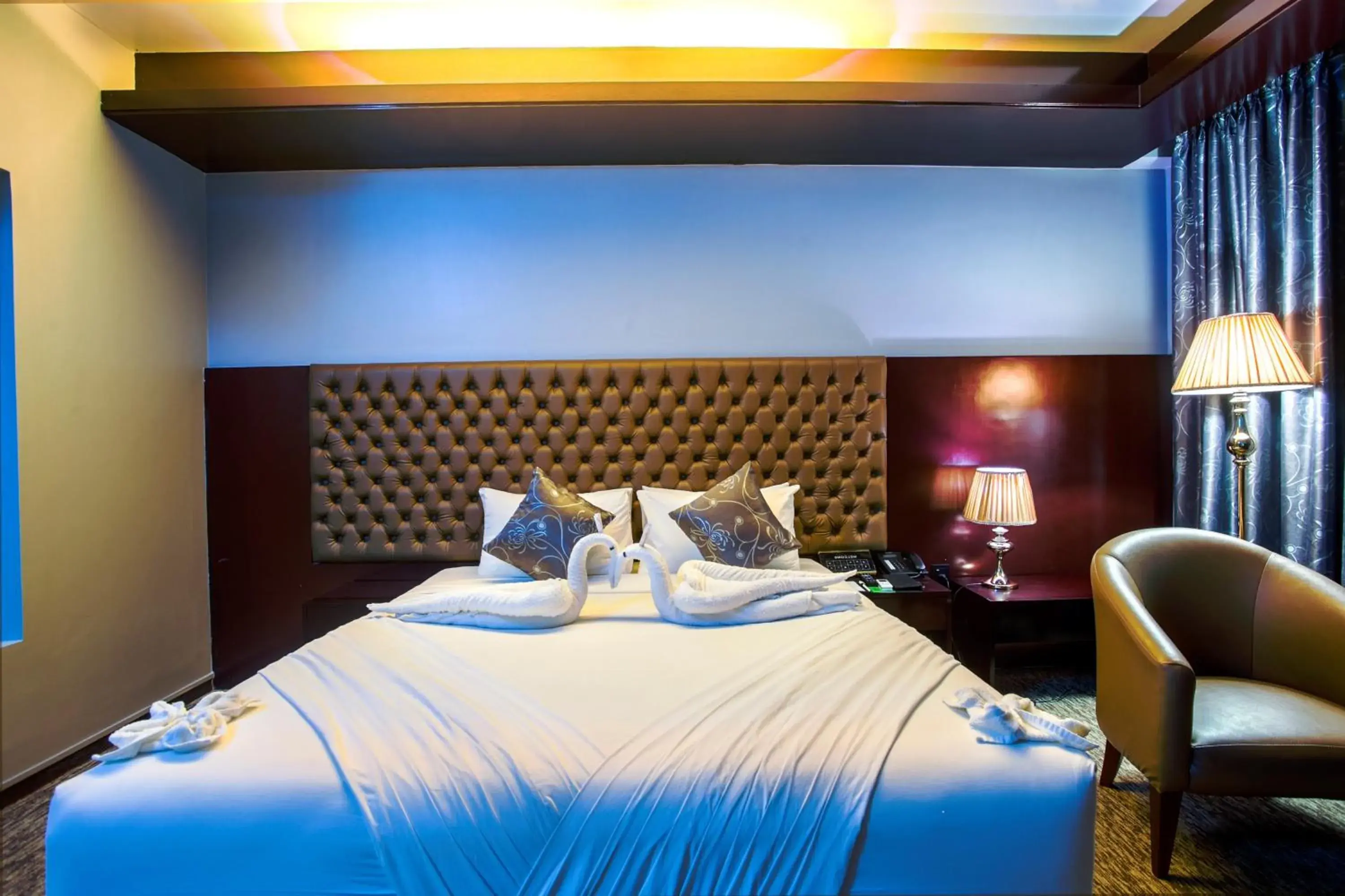 Bed in Momo Inn Bed in Momo Inn