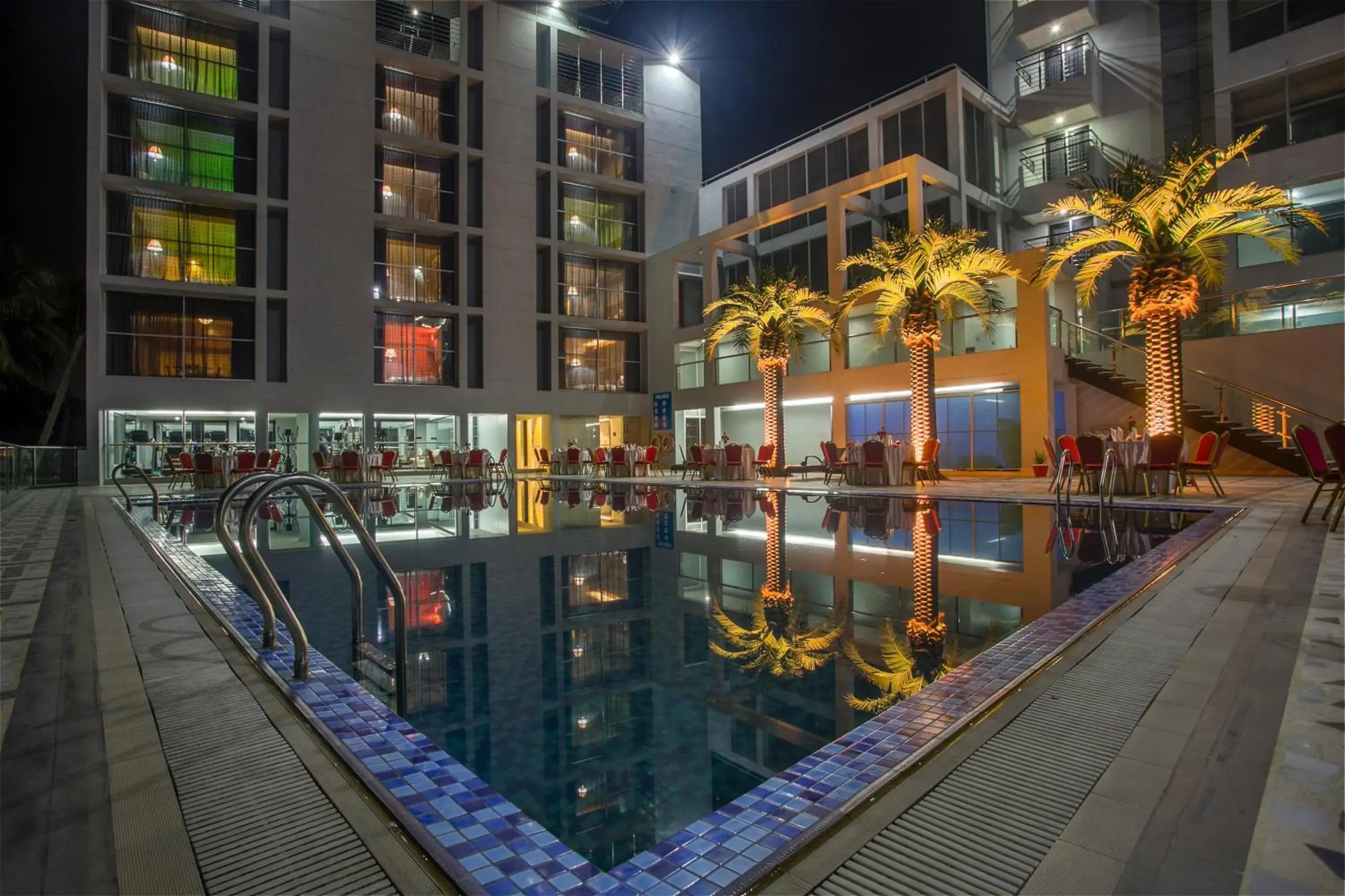 Property building in Momo Inn Property building in Momo Inn