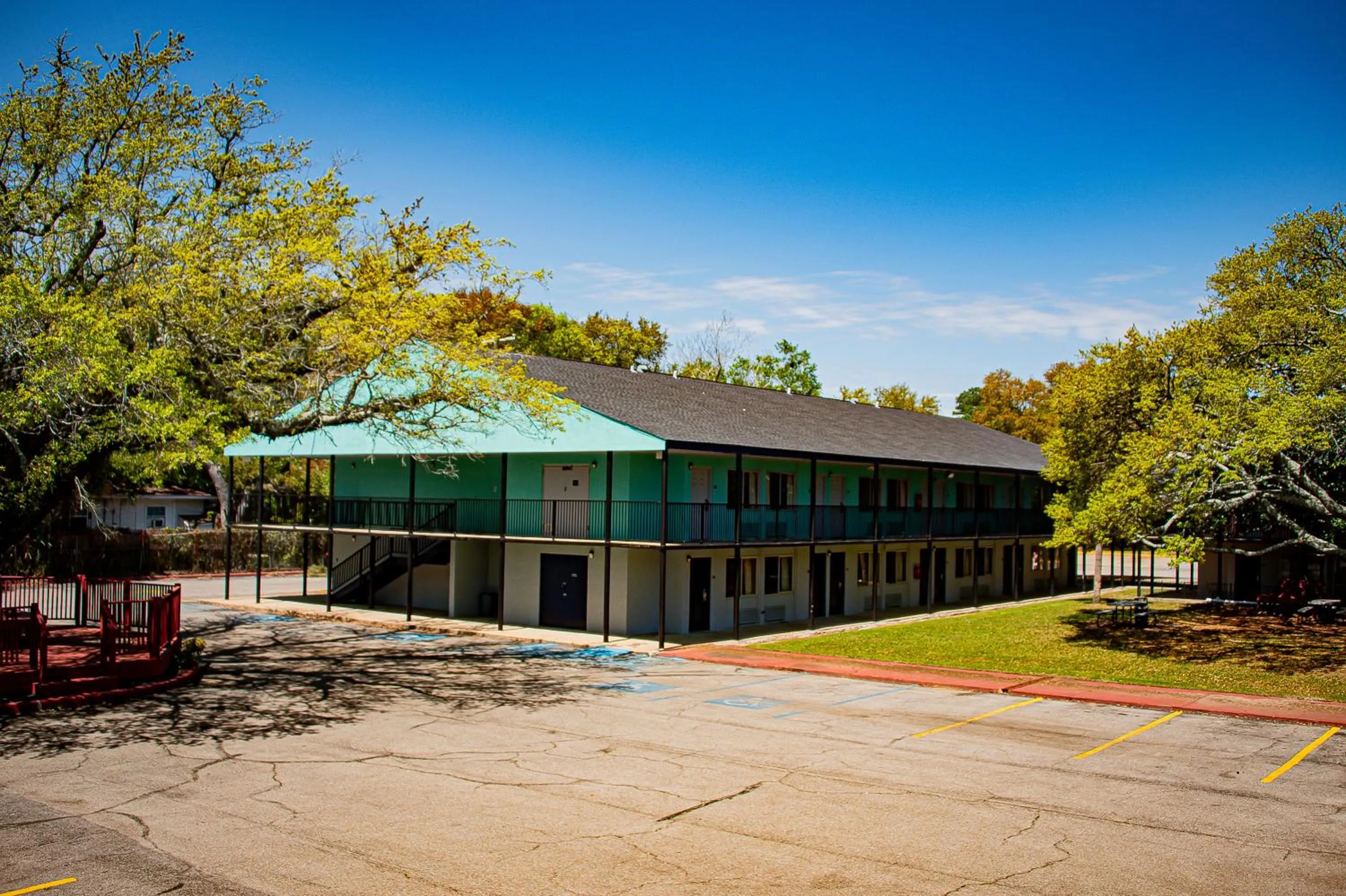 Super 8 by Wyndham Biloxi