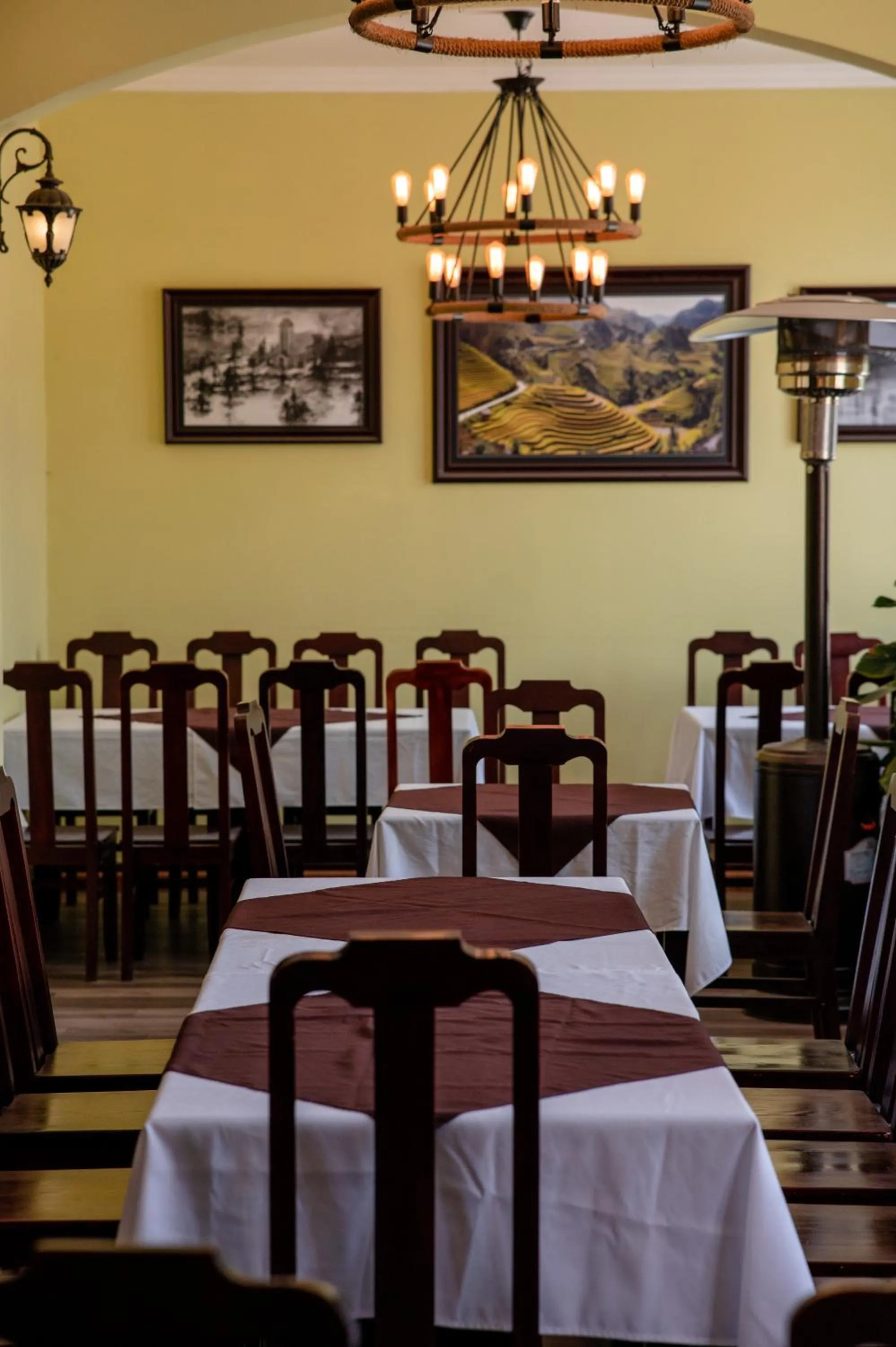 Restaurant/places to eat in Ladybird Boutique Hotel