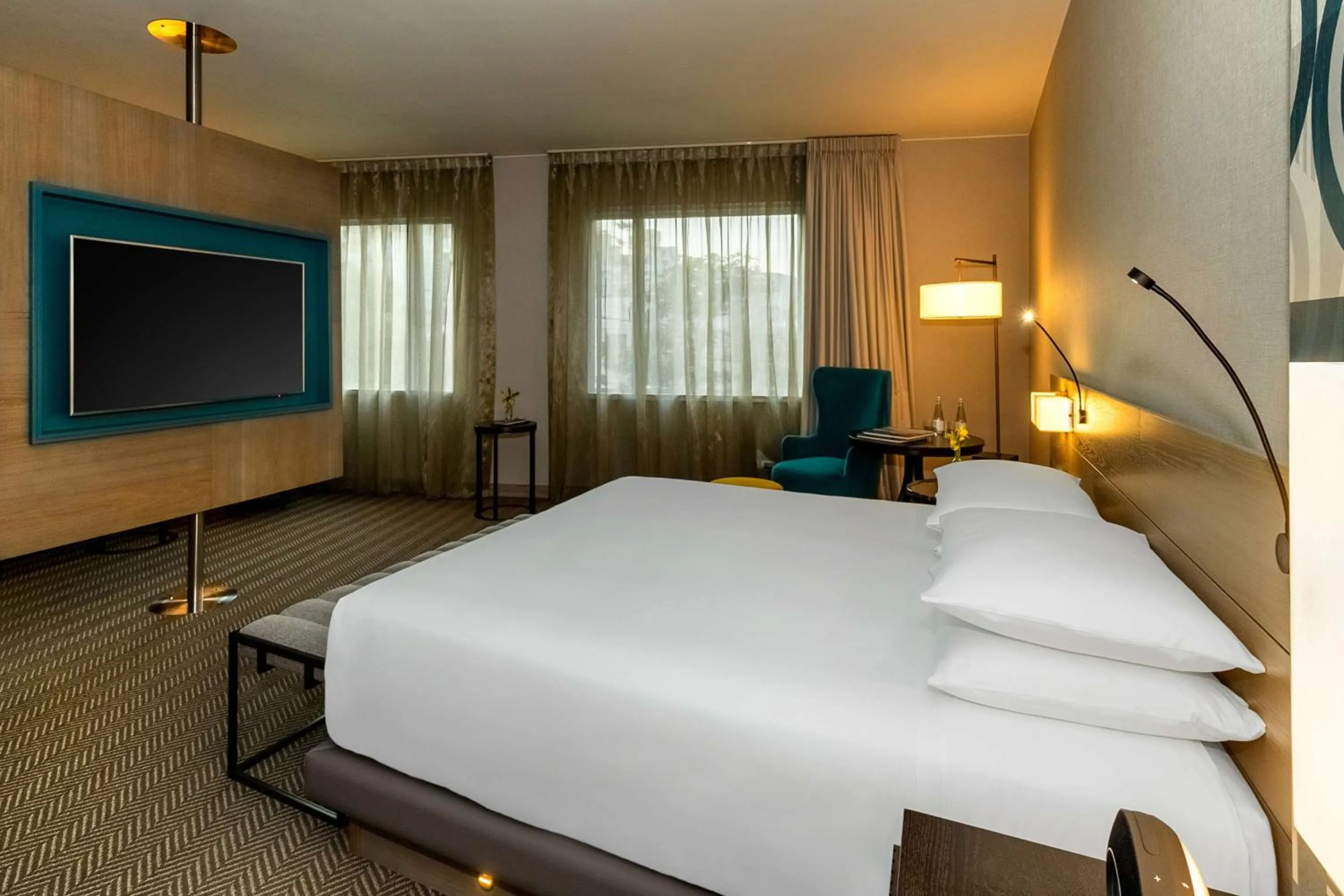 Photo of the whole room, Bed in Hyatt Centric San Isidro Lima