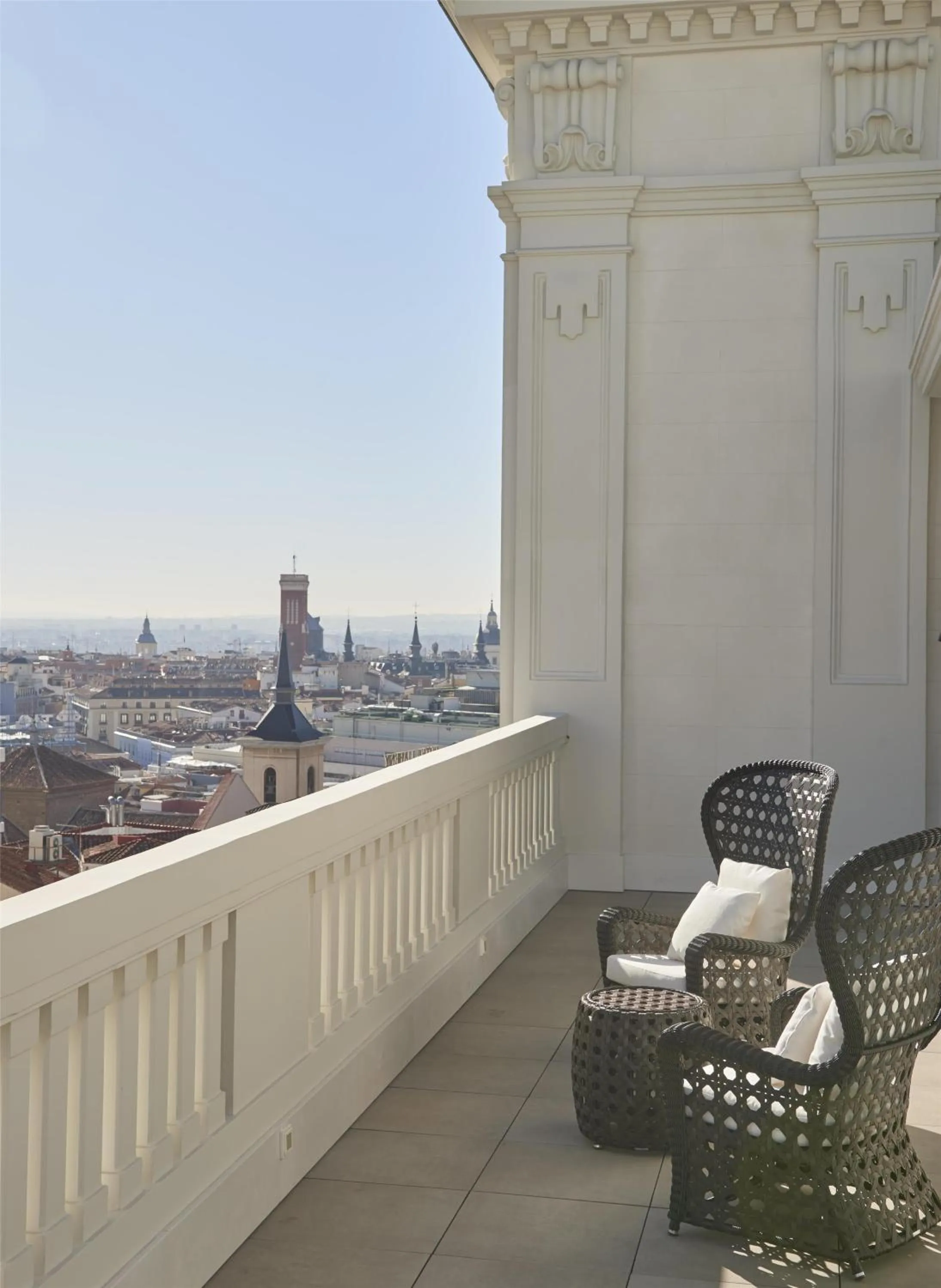 Photo of the whole room in Hyatt Centric Gran Via Madrid