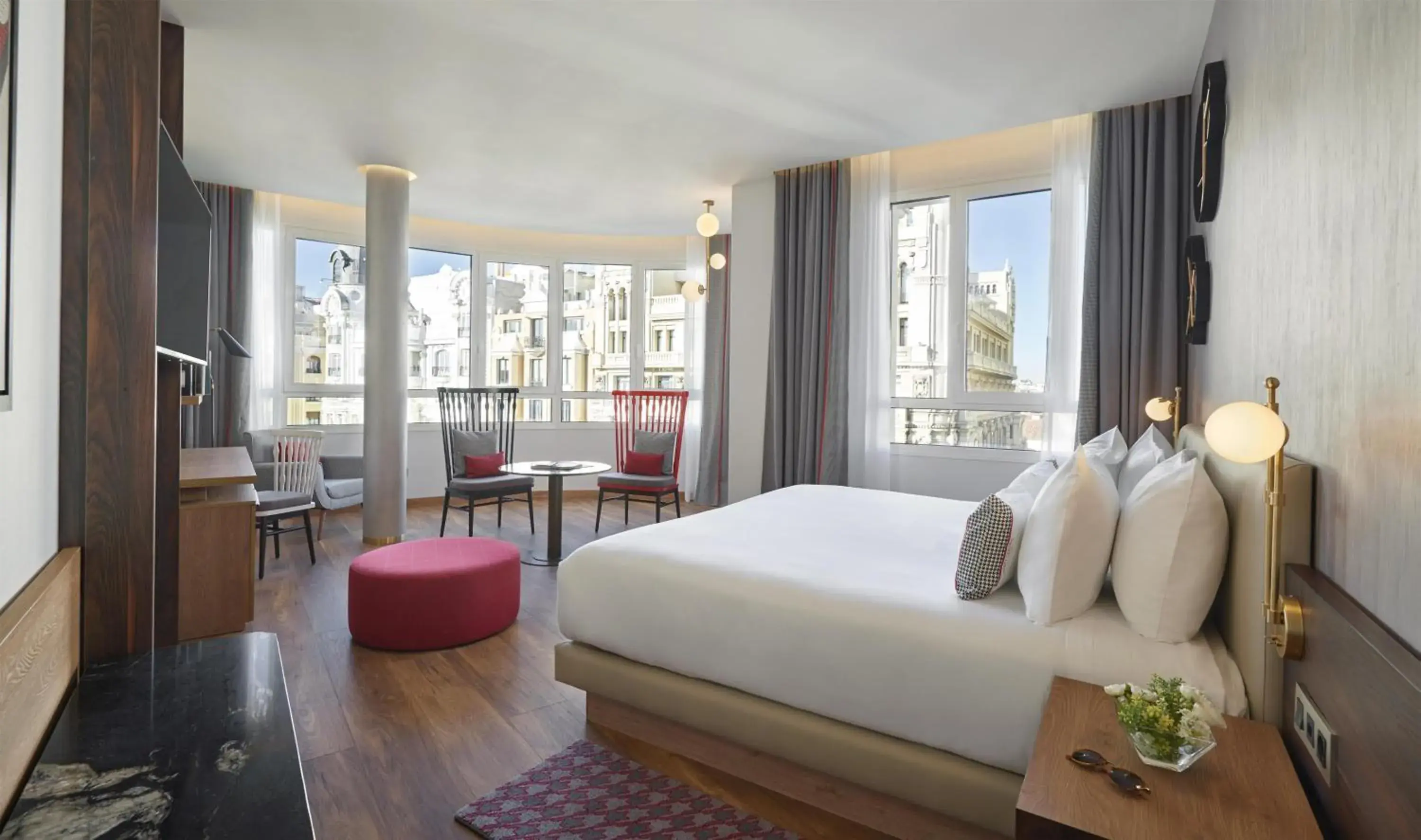 Photo of the whole room, Bed in Hyatt Centric Gran Via Madrid Photo of the whole room, Bed in Hyatt Centric Gran Via Madrid