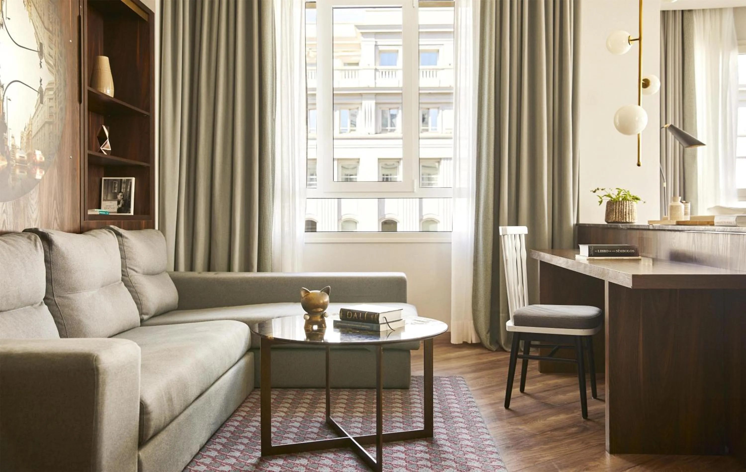 Photo of the whole room in Hyatt Centric Gran Via Madrid