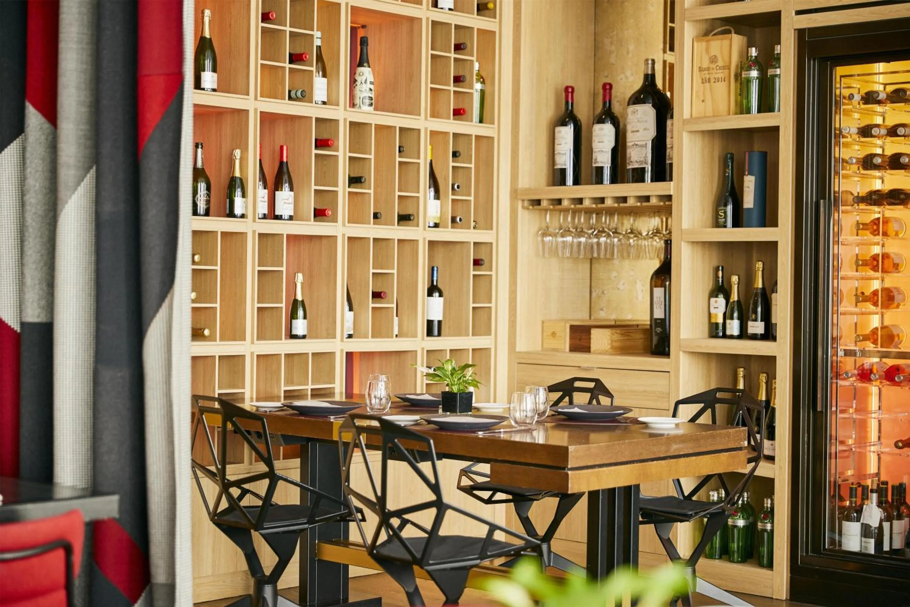 Restaurant/places to eat in Hyatt Centric Gran Via Madrid