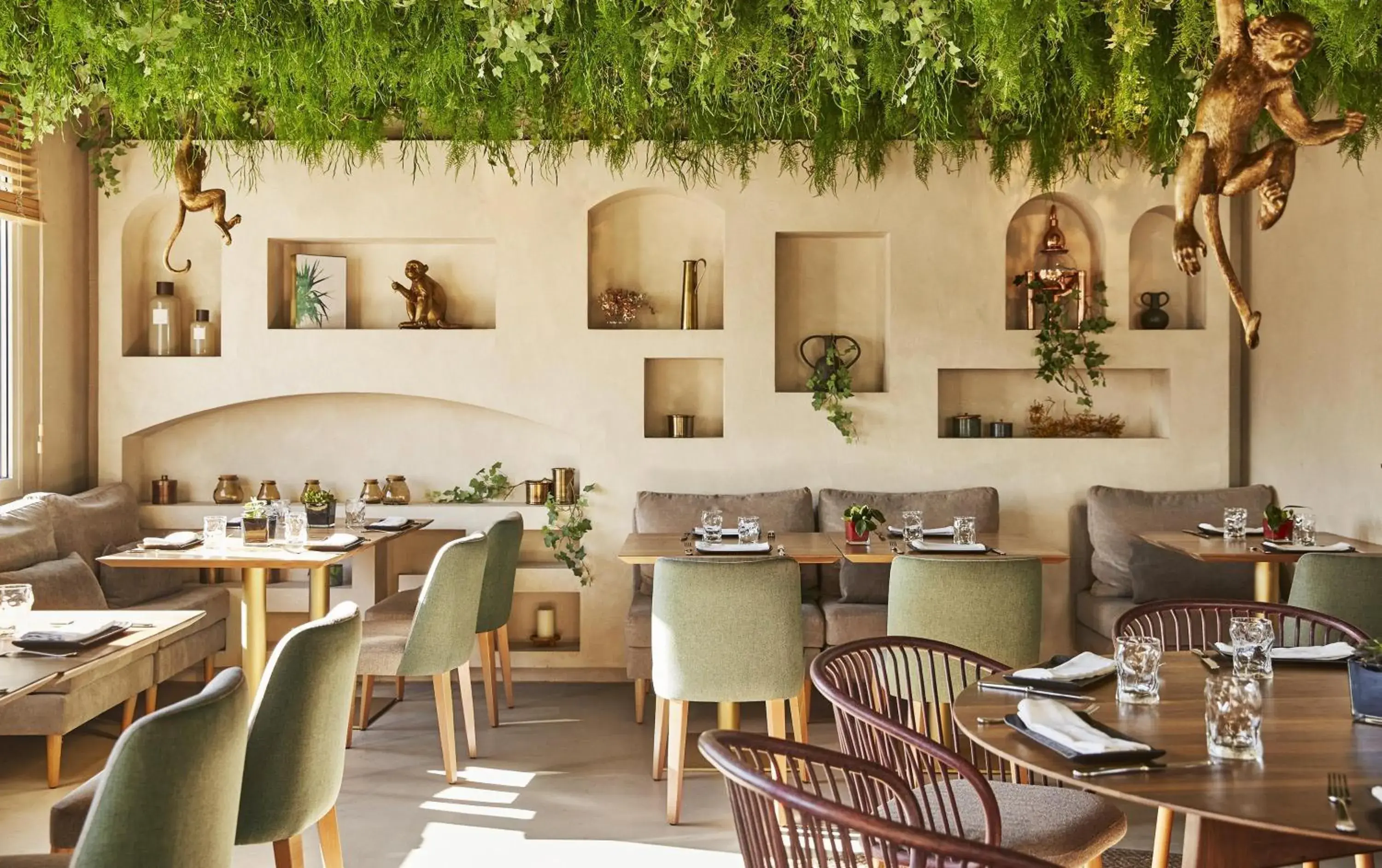 Lounge or bar in Hyatt Centric Gran Via Madrid Lounge or bar in Hyatt Centric Gran Via Madrid