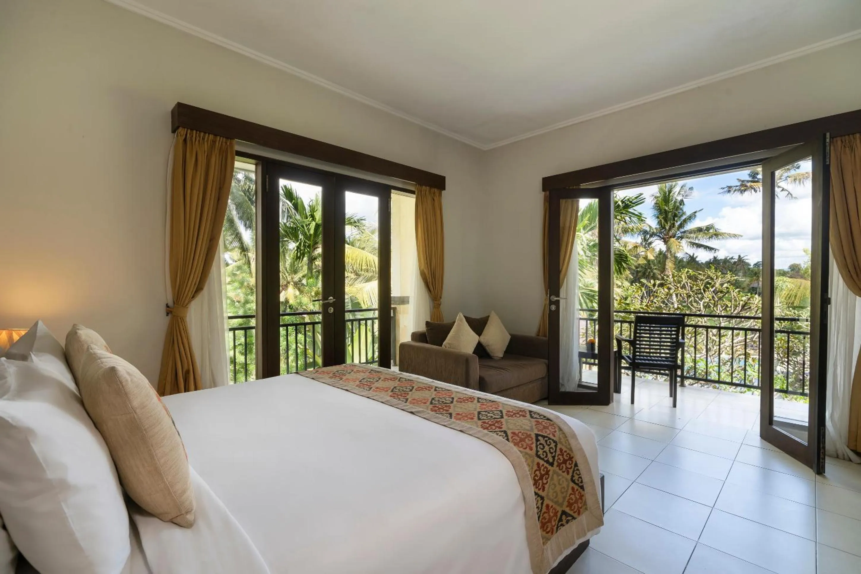 Bed in Amatara Agung Raka