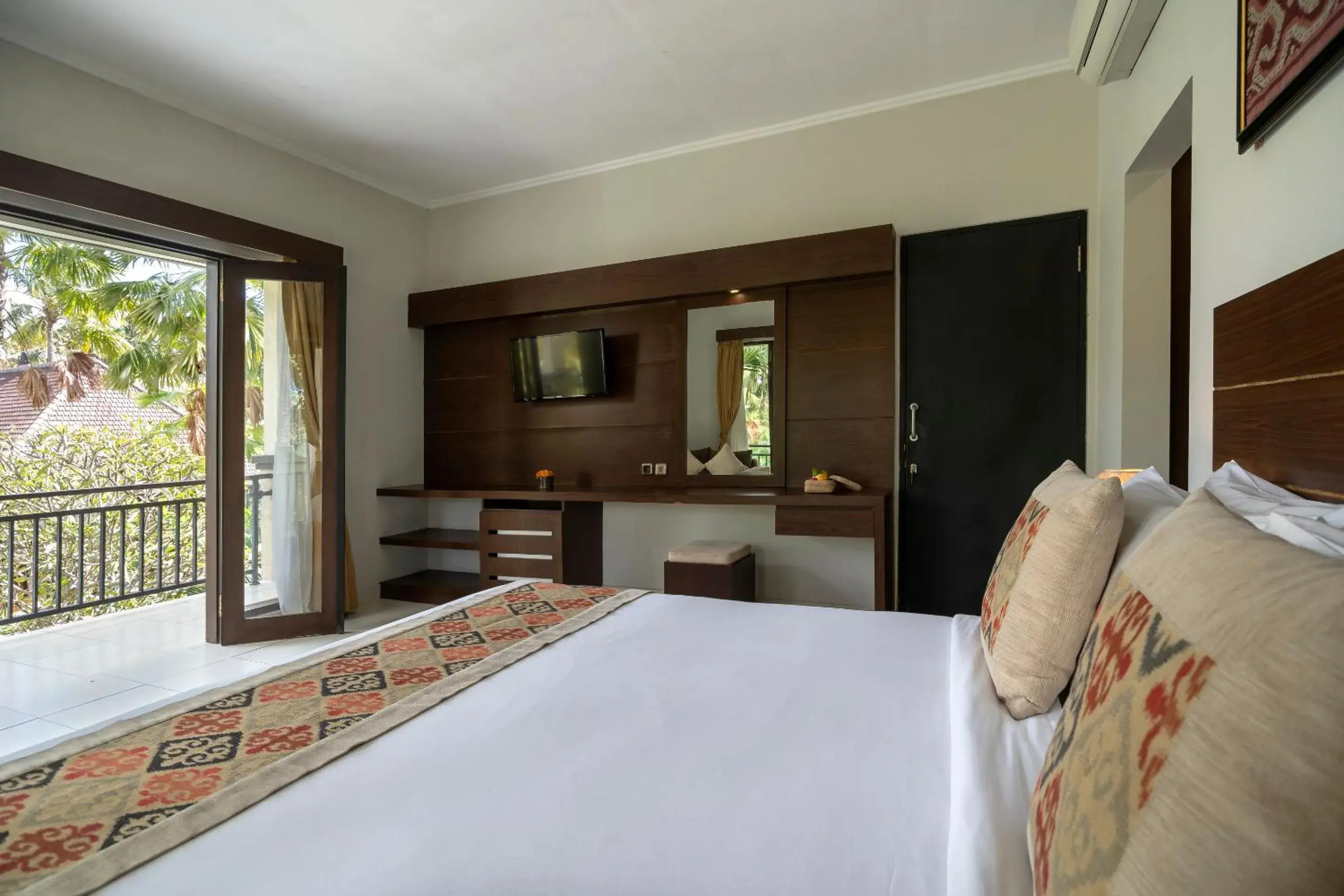 Communal lounge/ TV room, Bed in Amatara Agung Raka Communal lounge/ TV room, Bed in Amatara Agung Raka