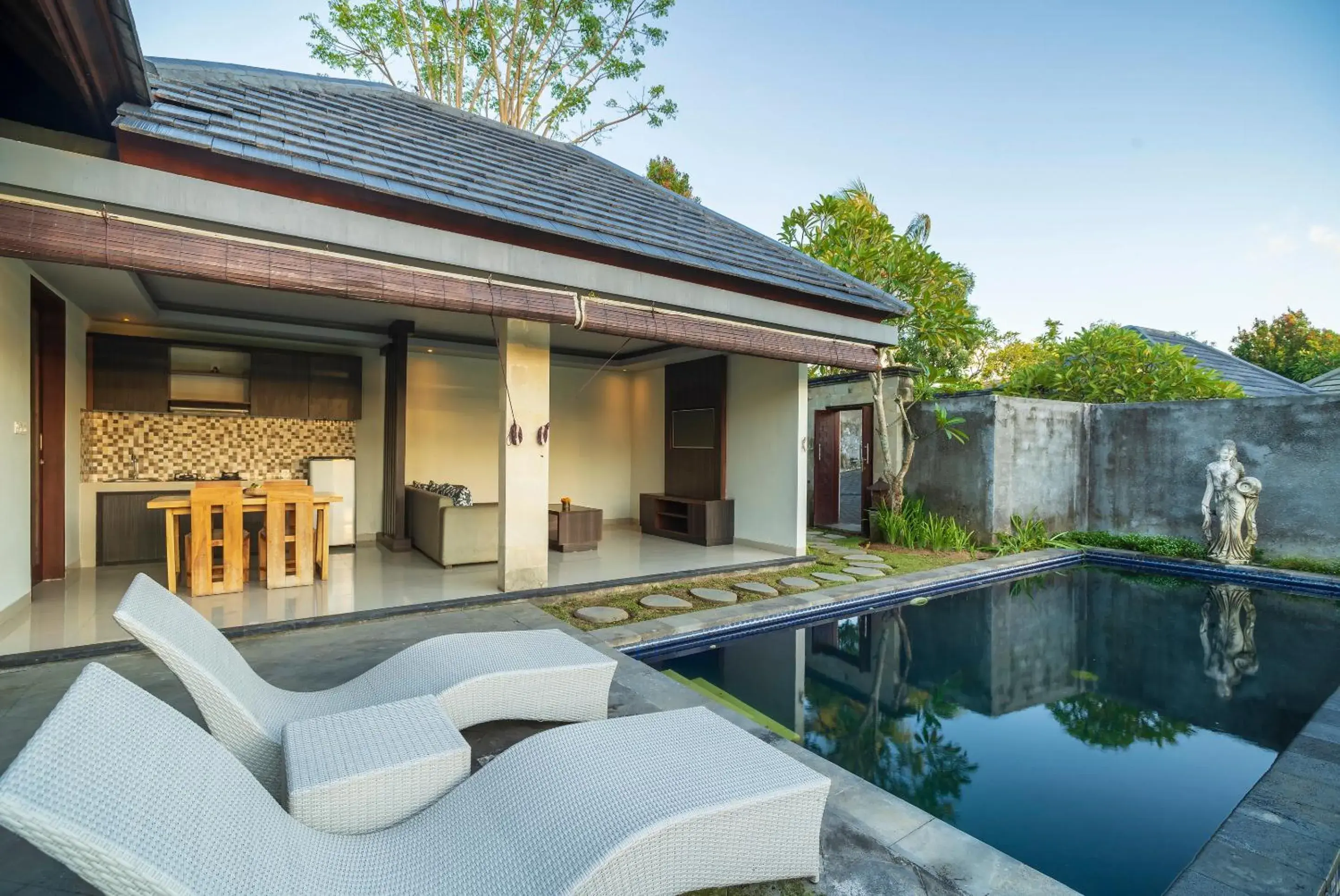 Property building in Amatara Agung Raka Property building in Amatara Agung Raka