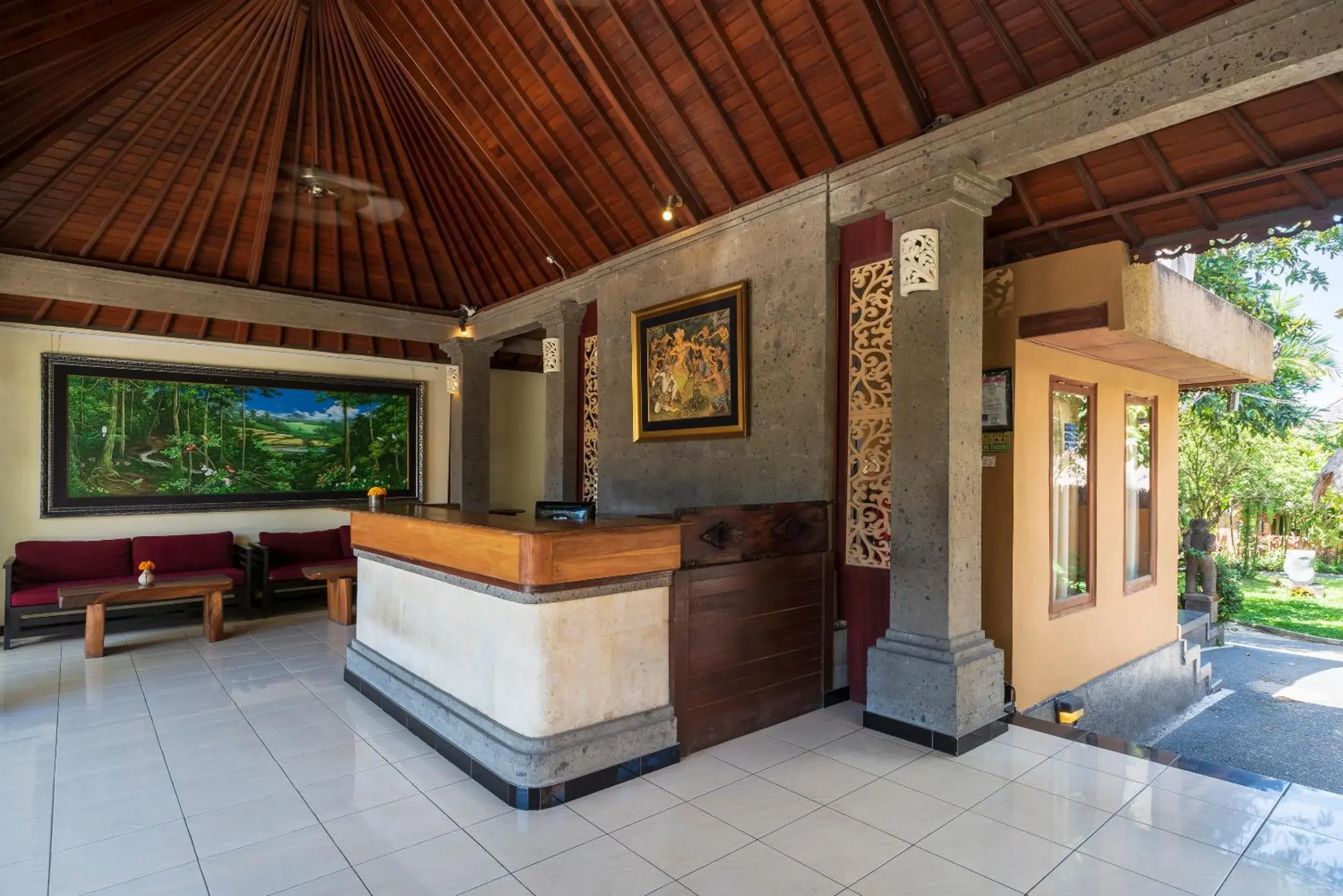 Facade/entrance in Amatara Agung Raka Facade/entrance in Amatara Agung Raka