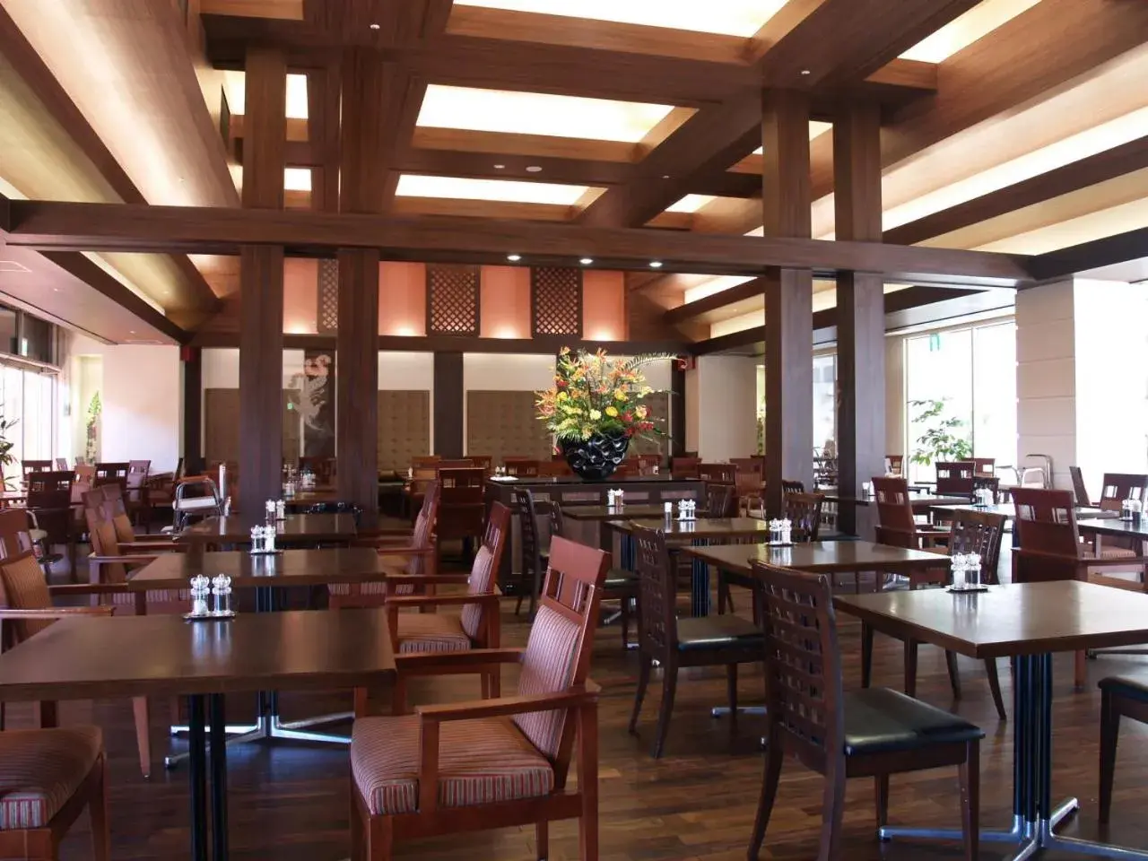 Restaurant/places to eat in Okinawa Kariyushi Beach Resort Ocean Spa Restaurant/places to eat in Okinawa Kariyushi Beach Resort Ocean Spa