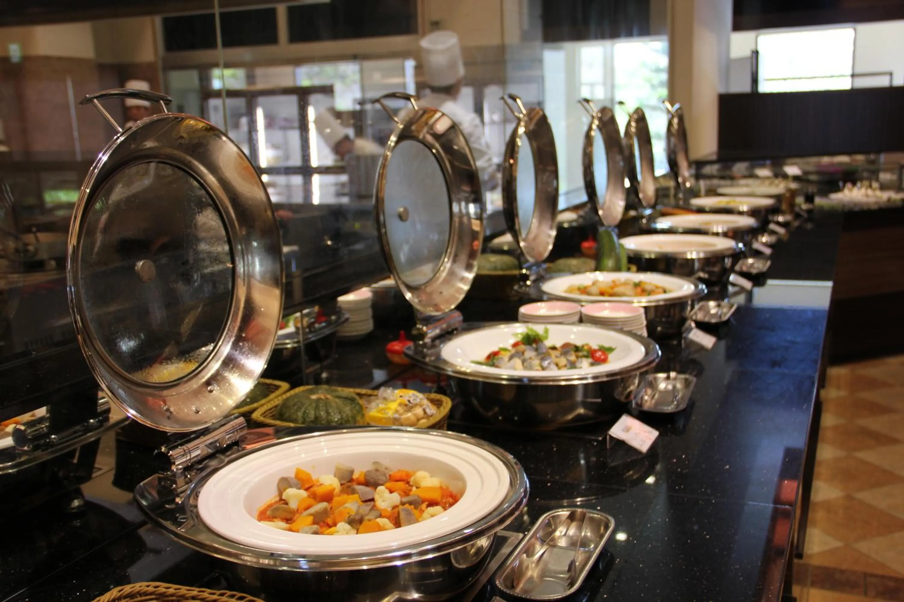 Restaurant/places to eat in Okinawa Kariyushi Beach Resort Ocean Spa