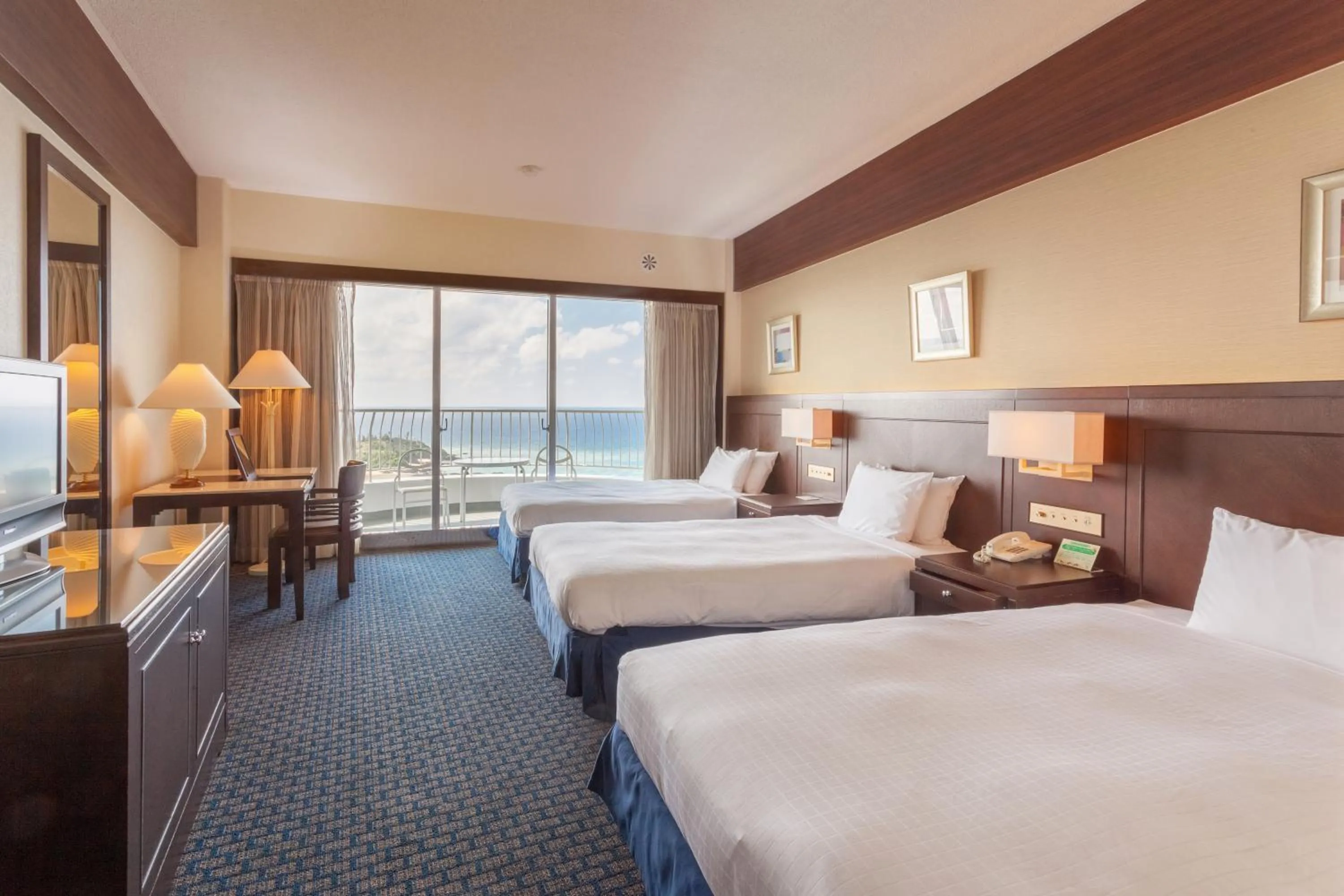 Bed in Okinawa Kariyushi Beach Resort Ocean Spa