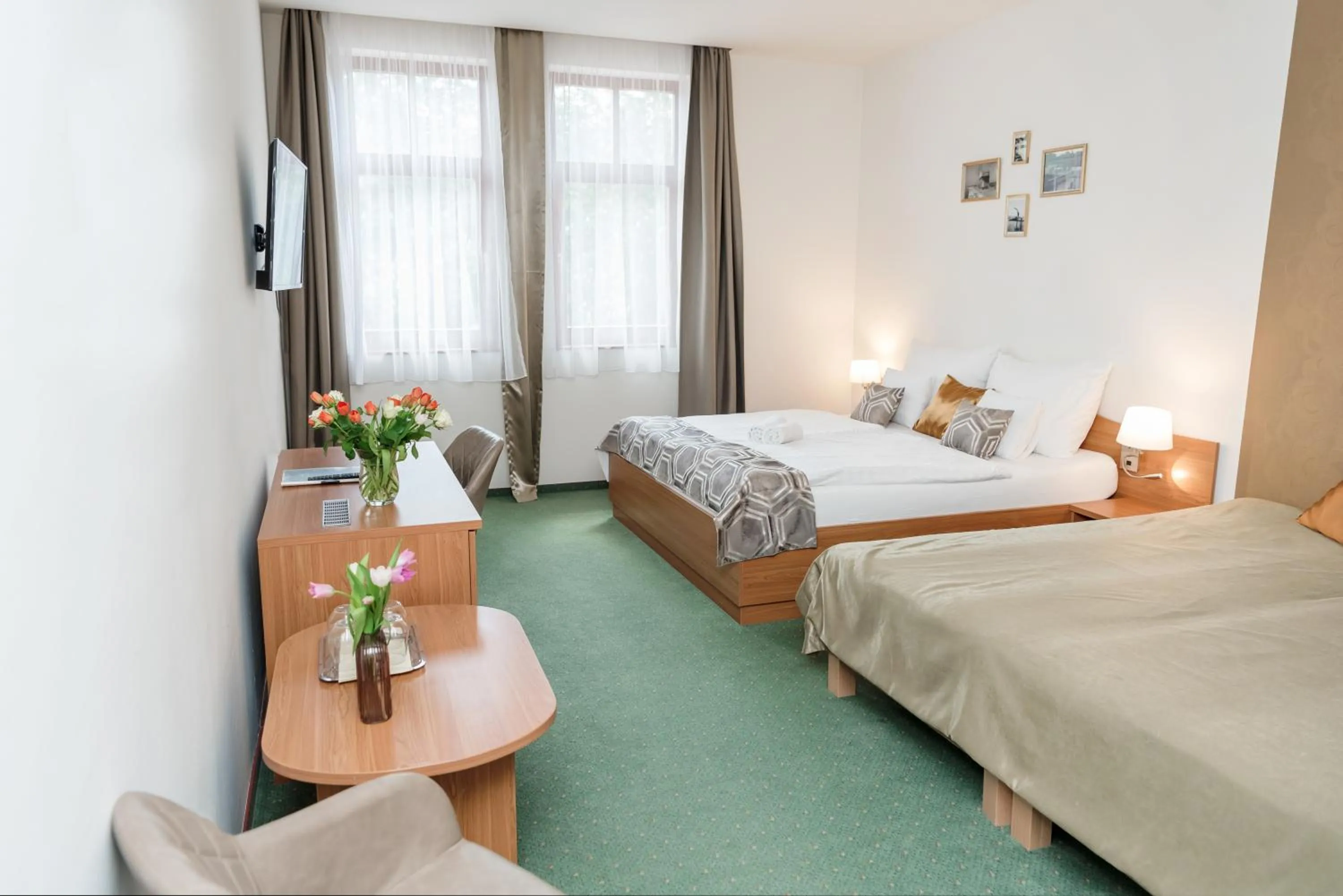 Photo of the whole room, Bed in Hotel Anna Villa