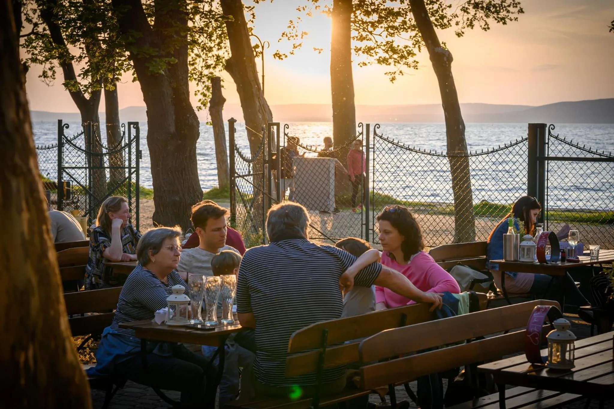 Restaurant/places to eat in Hotel Anna Villa