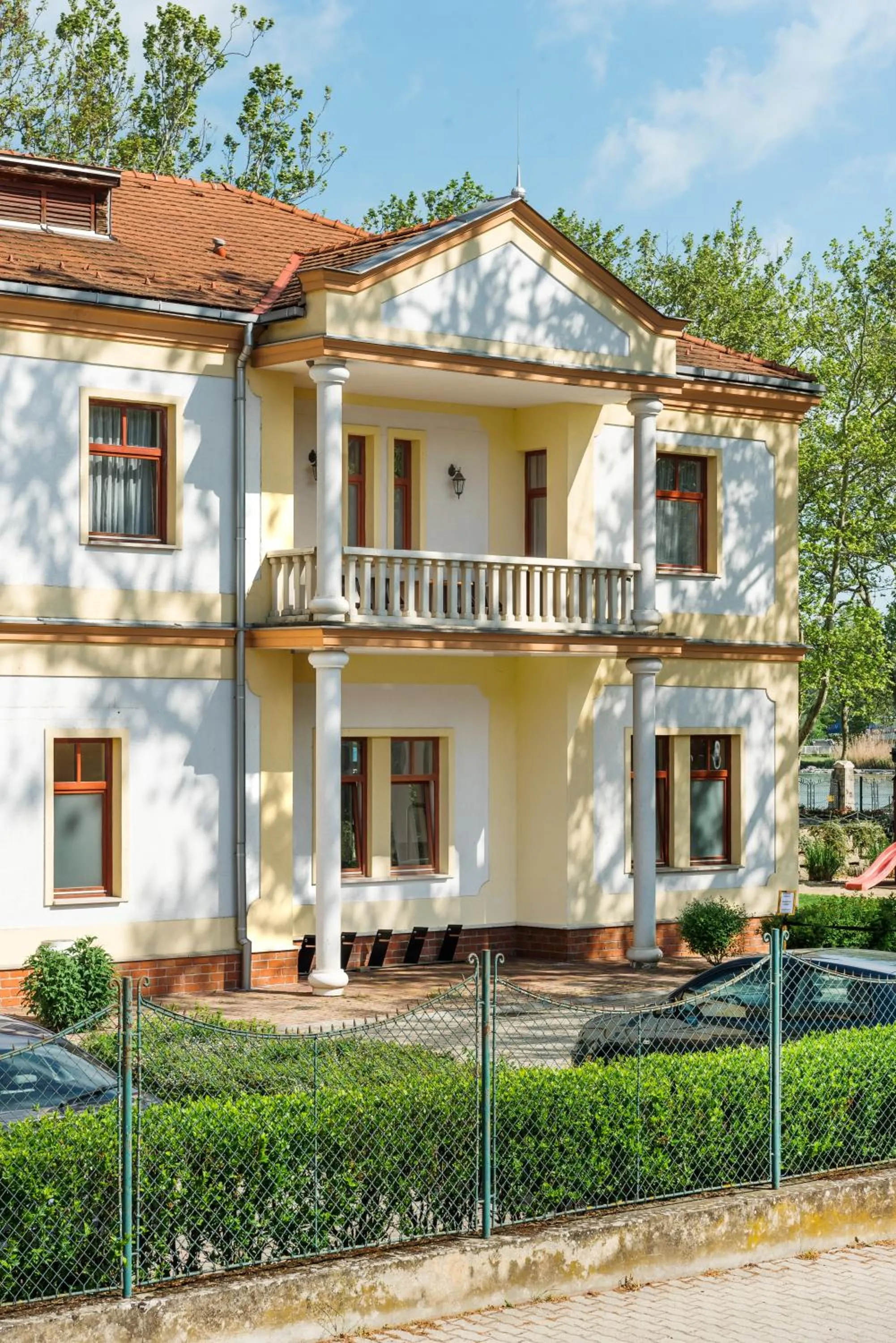 Property building in Hotel Anna Villa