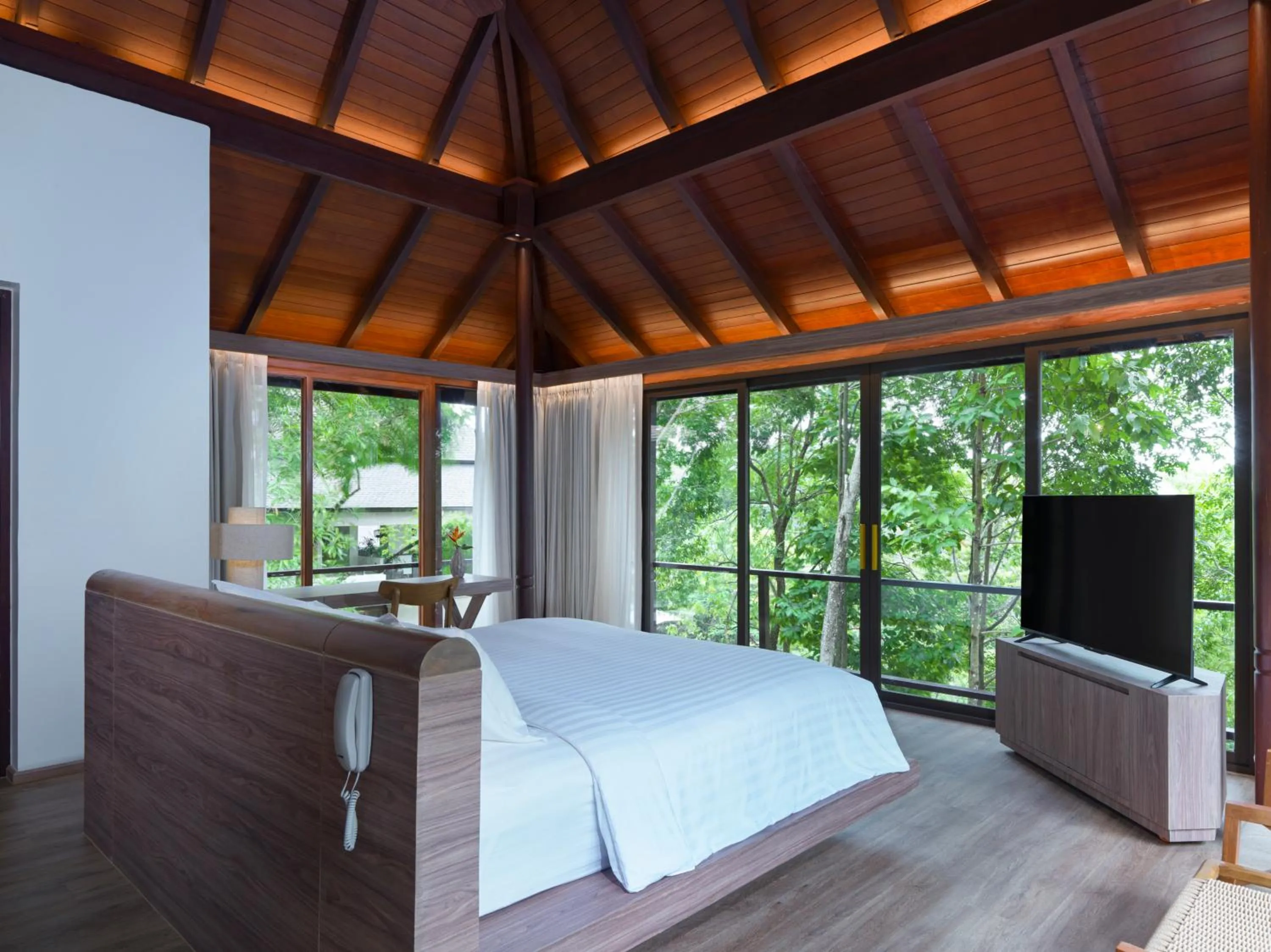 Bed in Villa Zolitude Resort & Spa - SHA Extra Plus