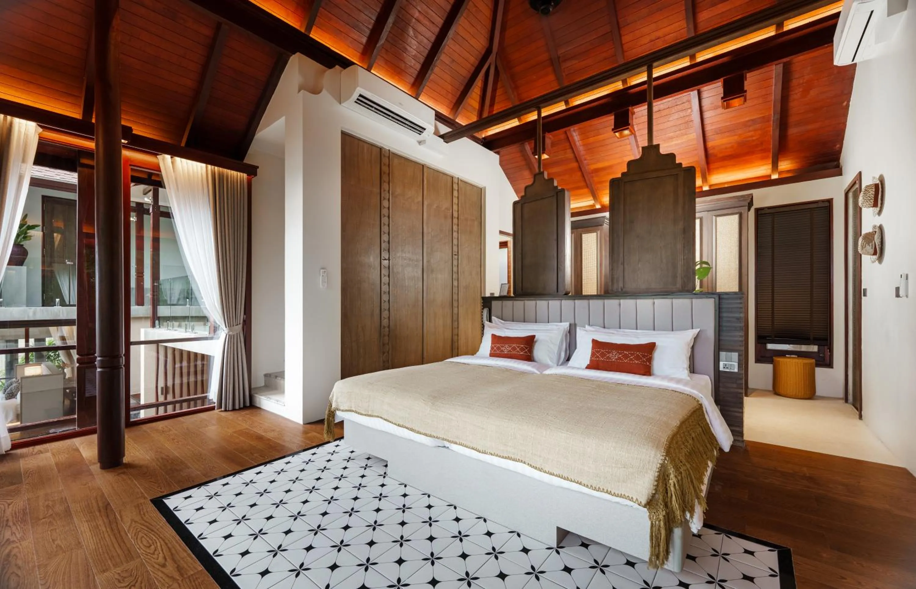 Bed in Villa Zolitude Resort & Spa - SHA Extra Plus