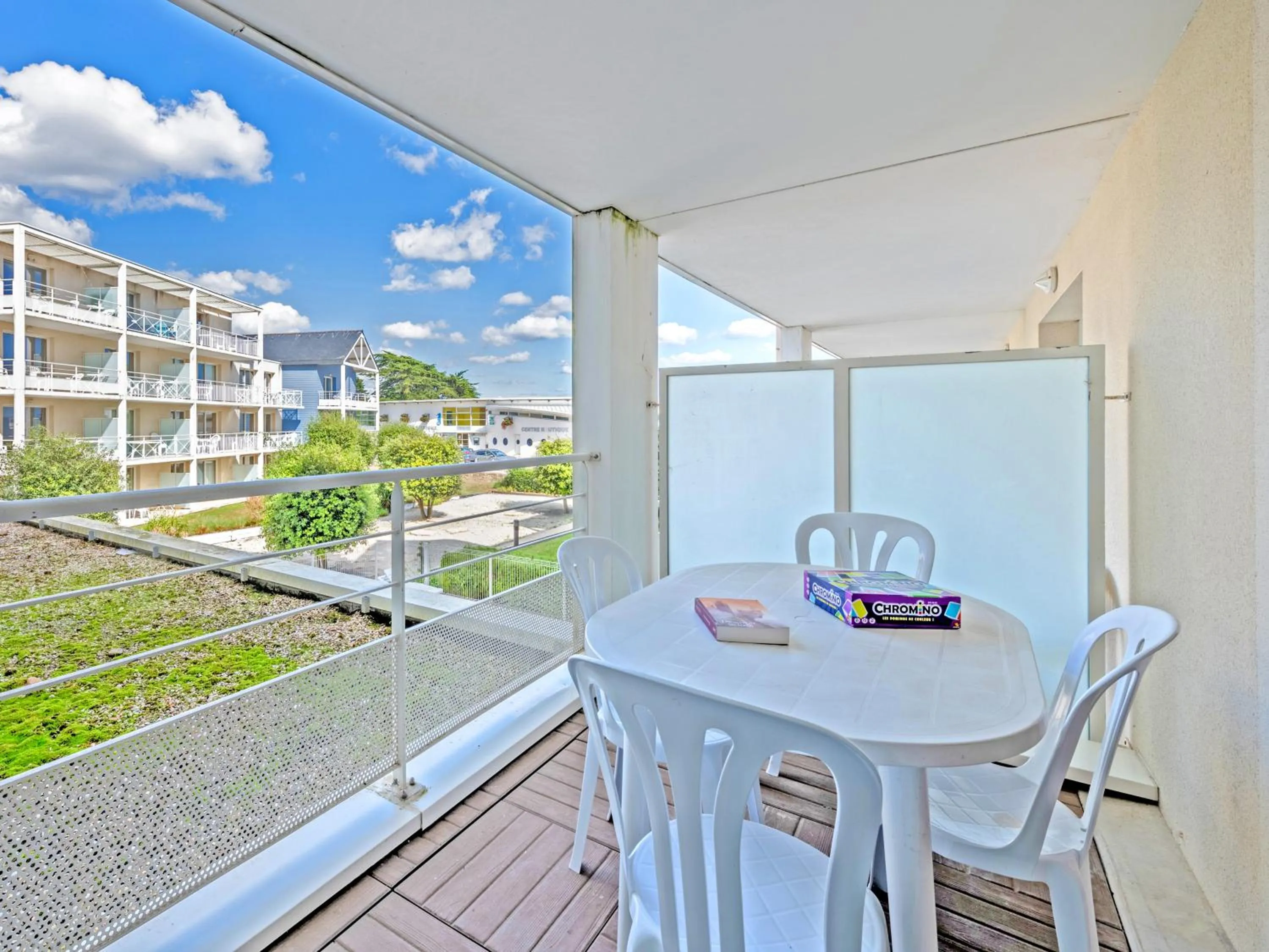 Balcony/Terrace in Vacancéole - Le Domaine de Bertheaume