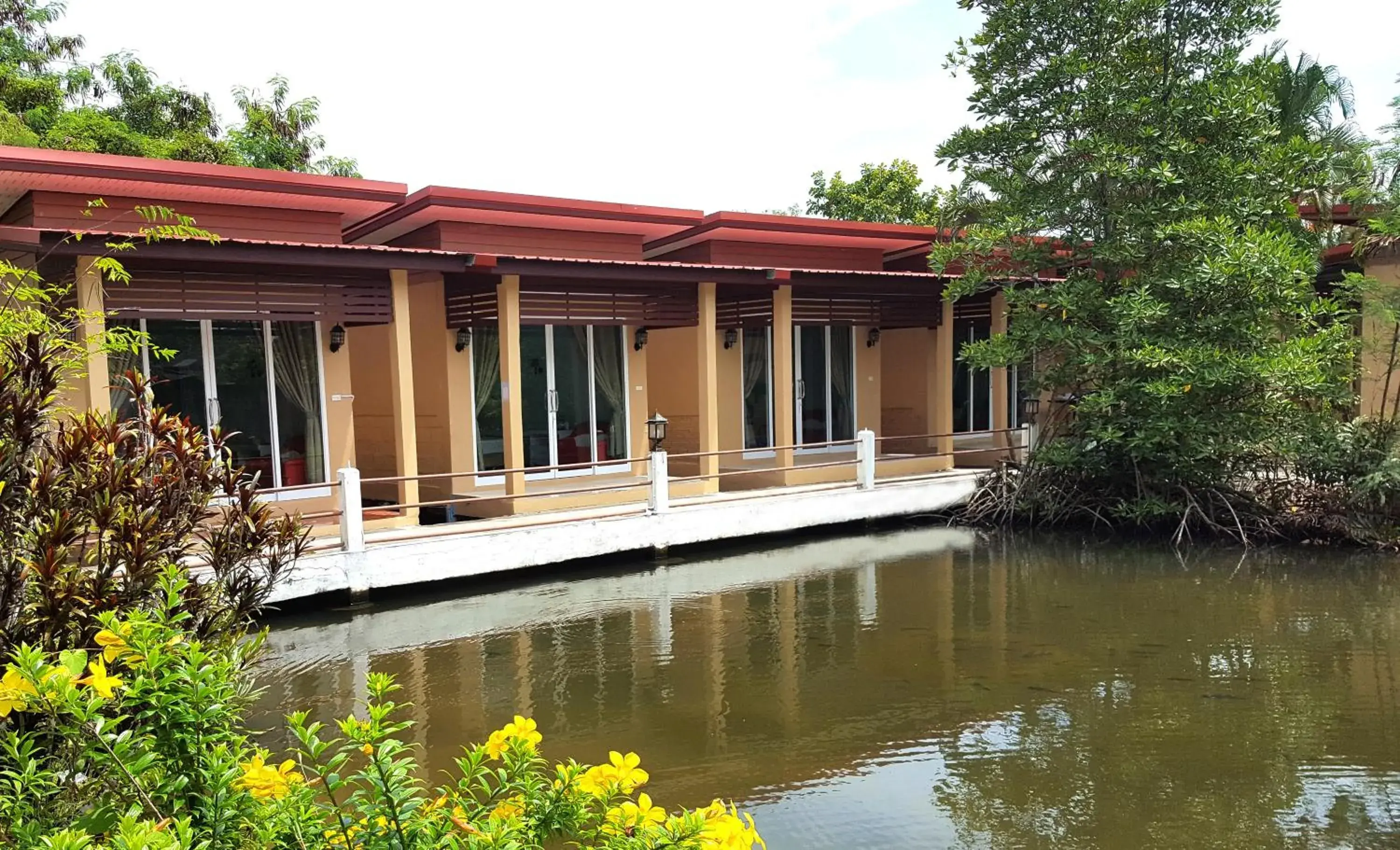 Property building in Best House Resort Property building in Best House Resort