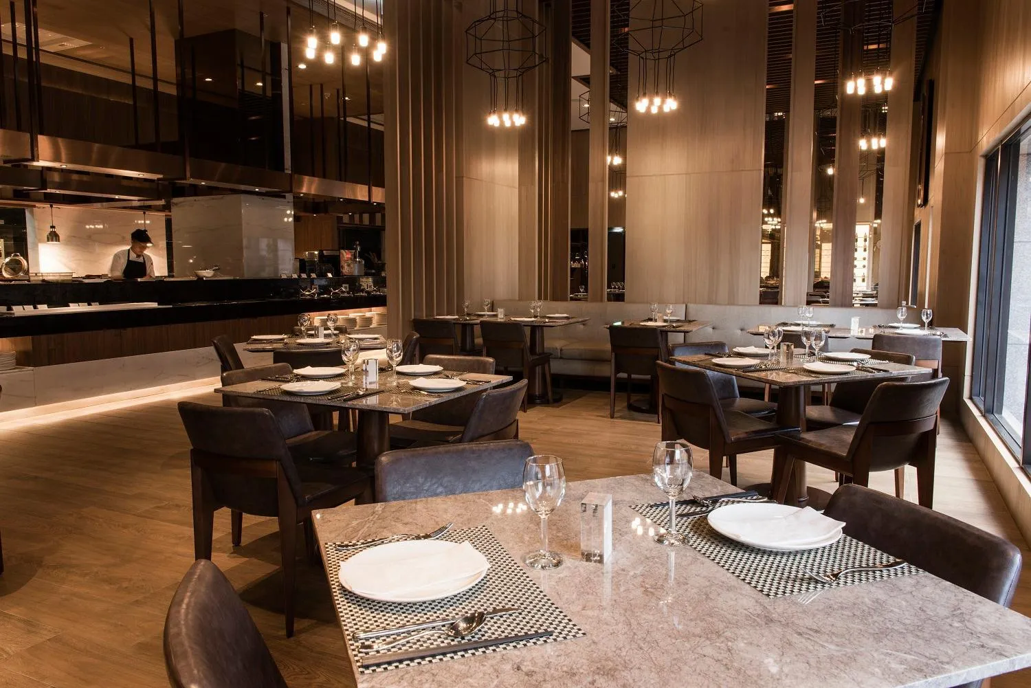 Restaurant/places to eat in Hotel Valletta