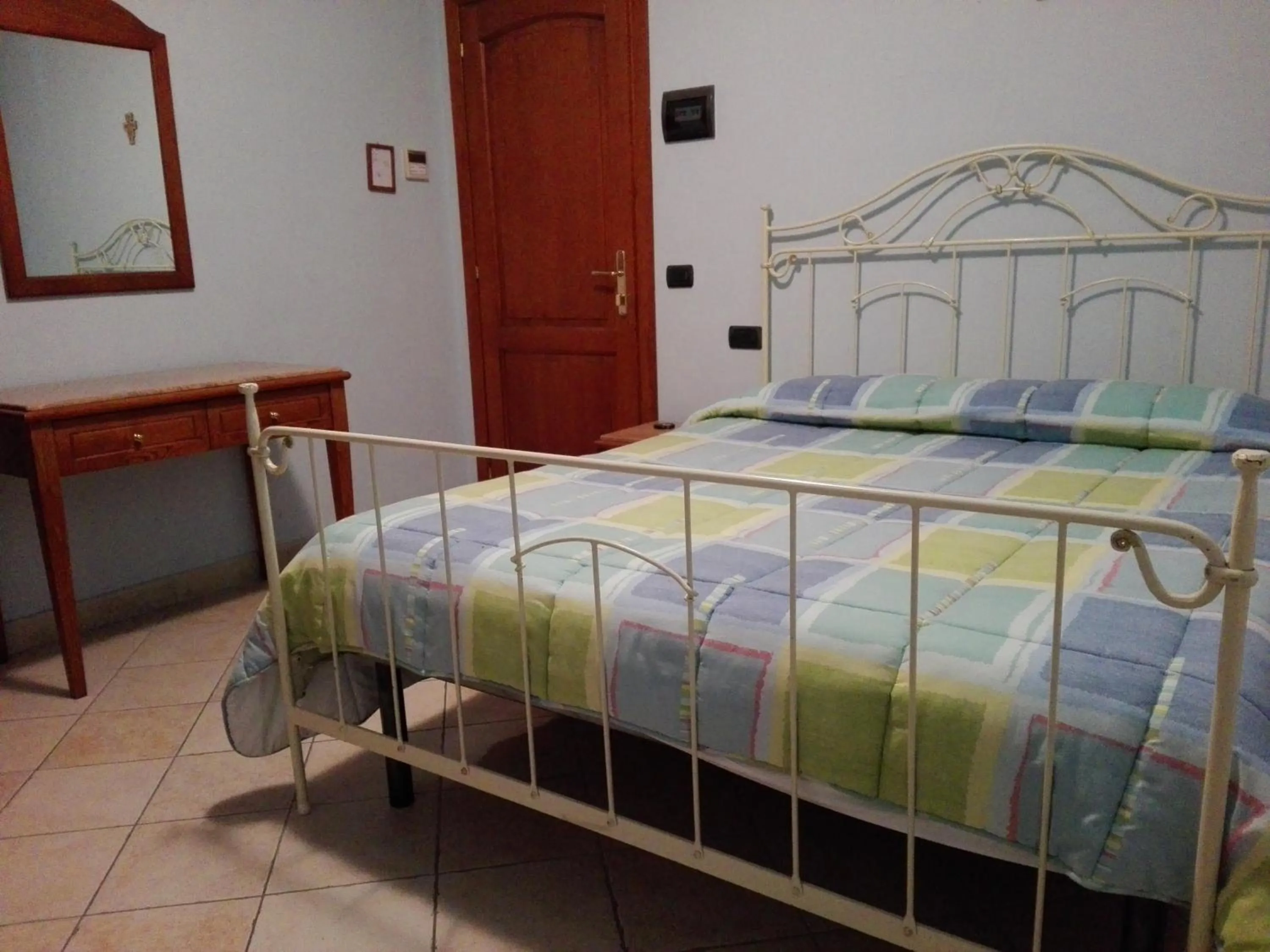 Bed in Hotel Ponte San Vittorino