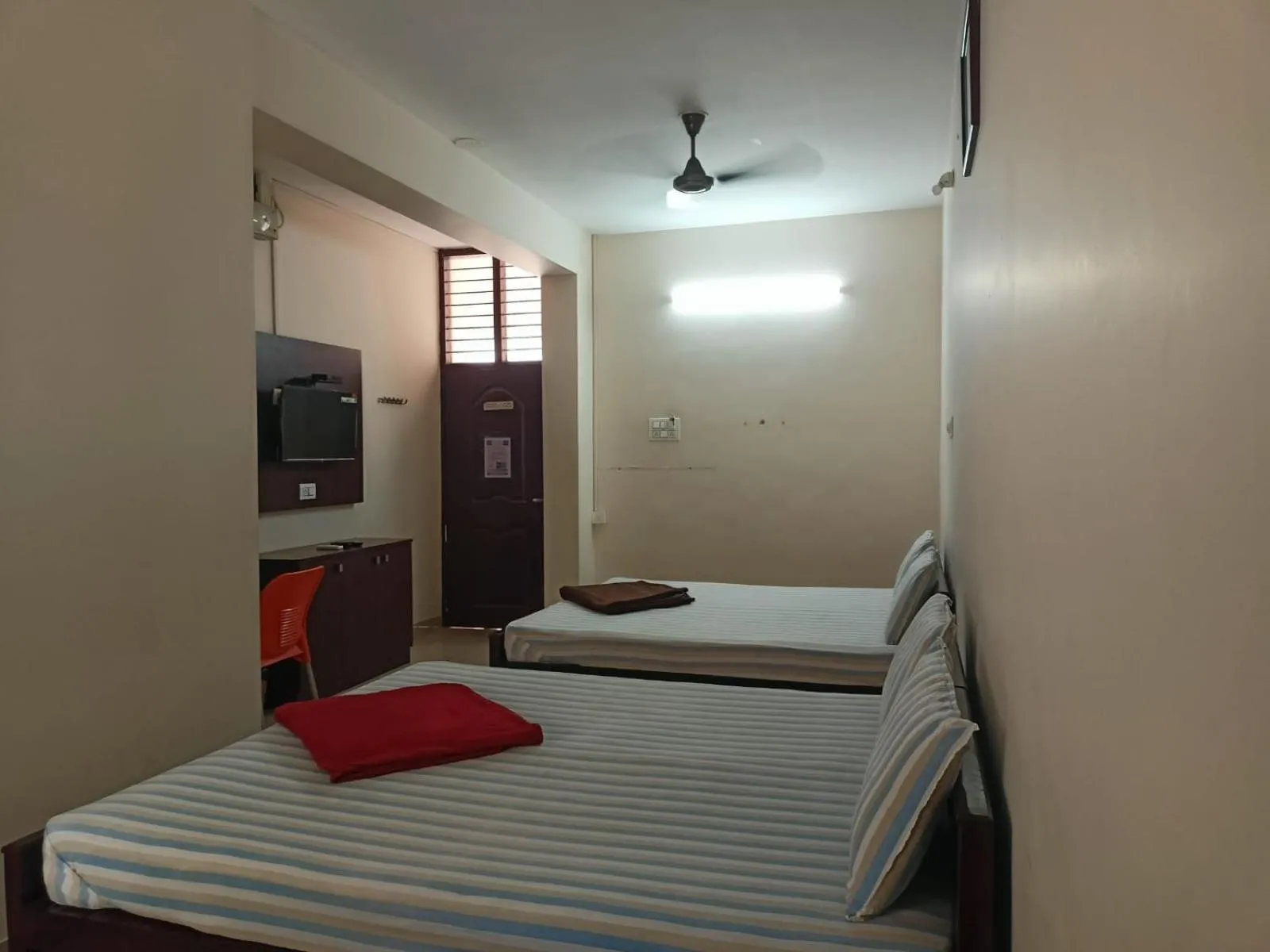TV and multimedia, Bed in Aditya Residency