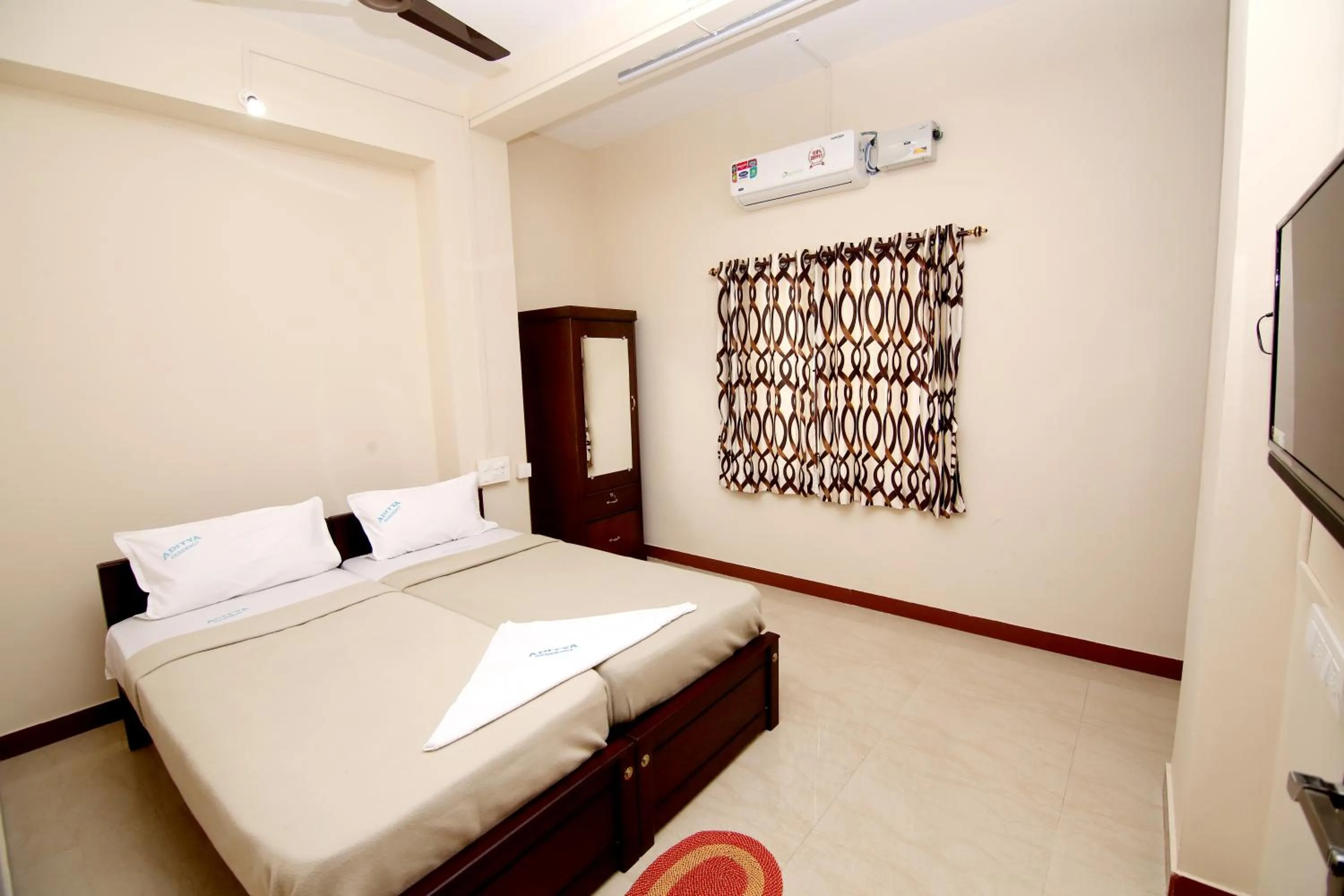 Bed in Aditya Residency