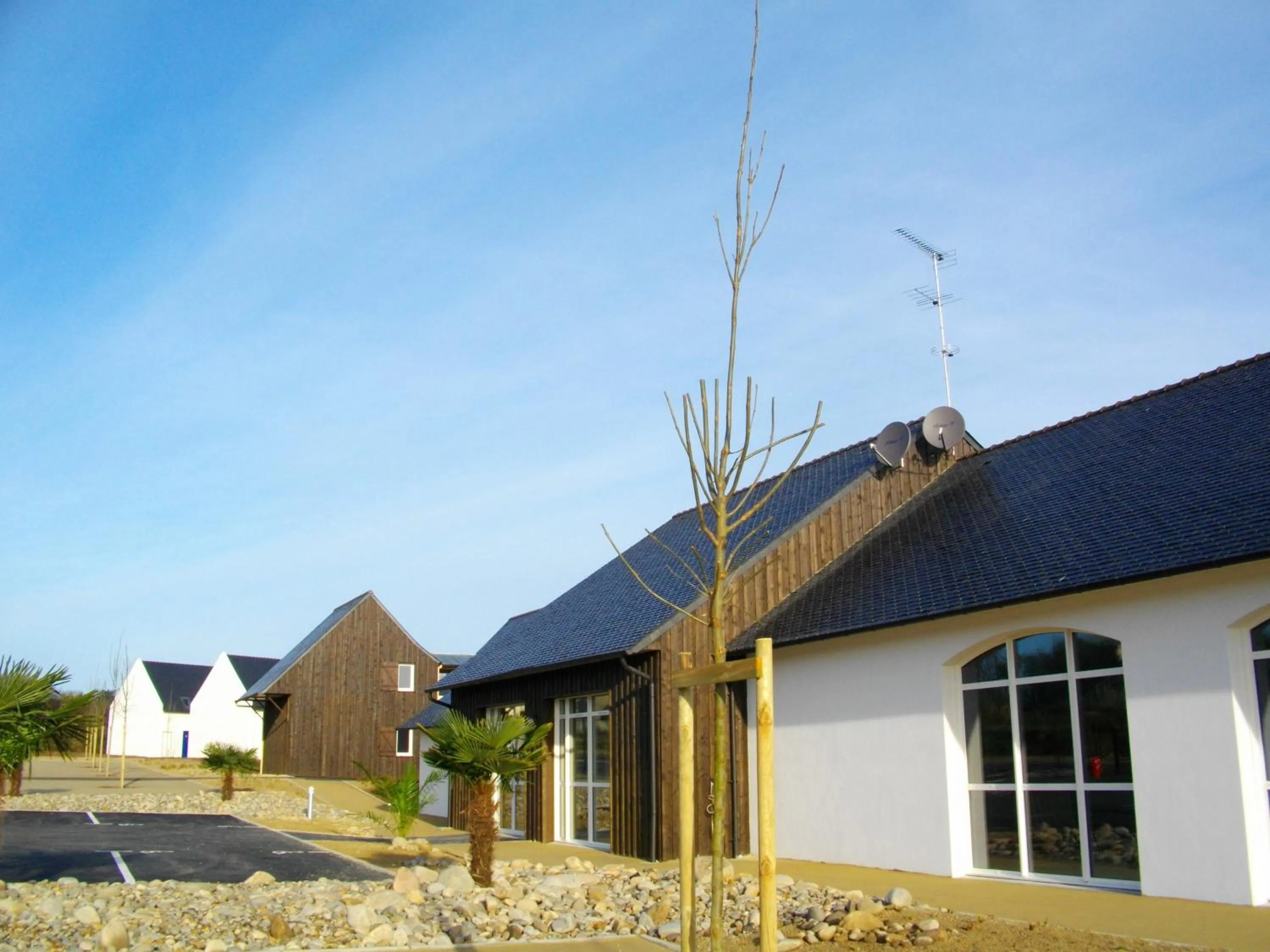 Facade/entrance in Résidence Néméa Les Roches