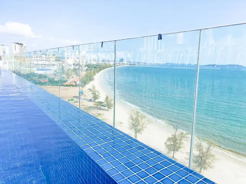 Swimming pool in La Vogue Boutique Hotel & Casino Swimming pool in La Vogue Boutique Hotel & Casino