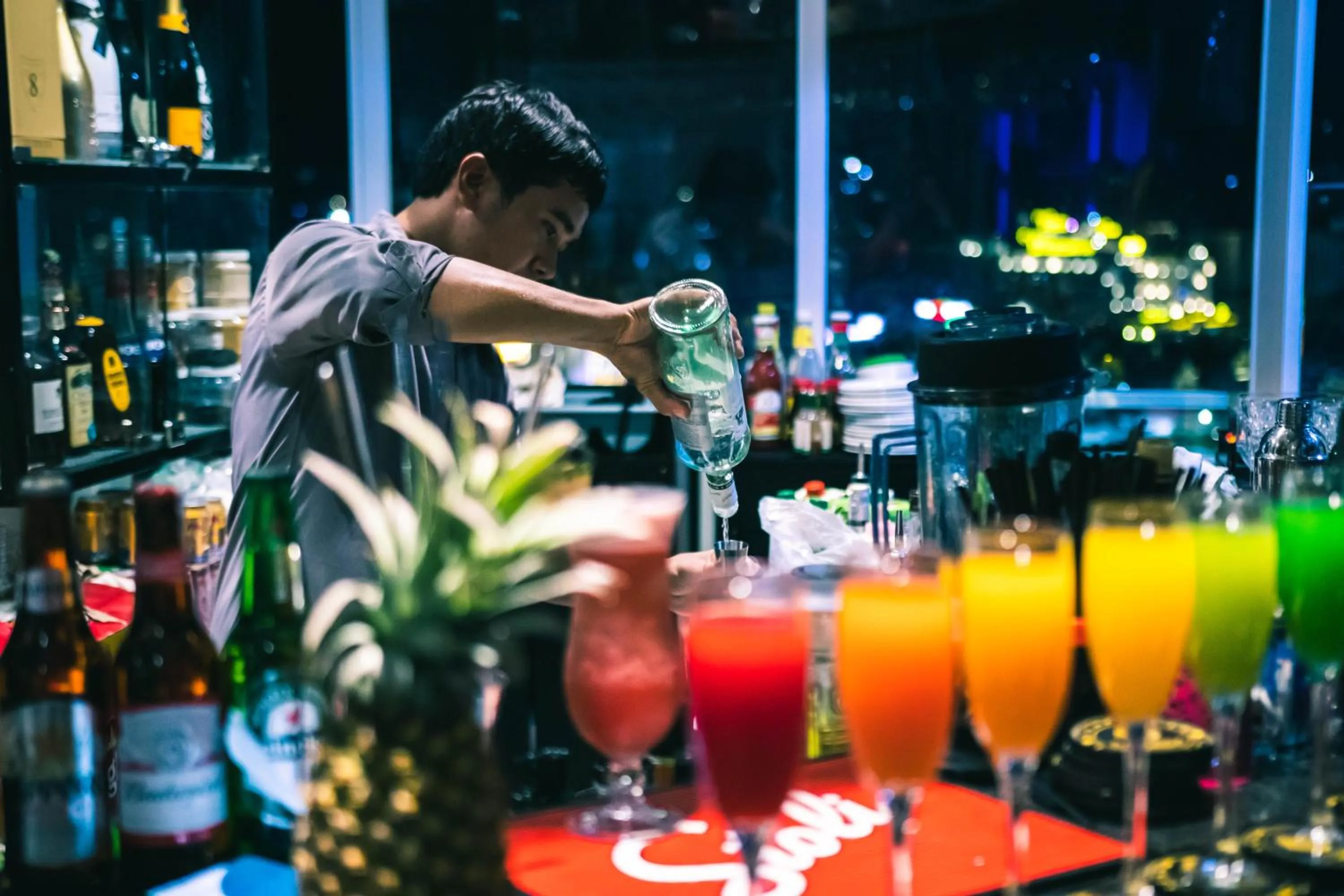 Nightclub / DJ in La Vogue Boutique Hotel & Casino