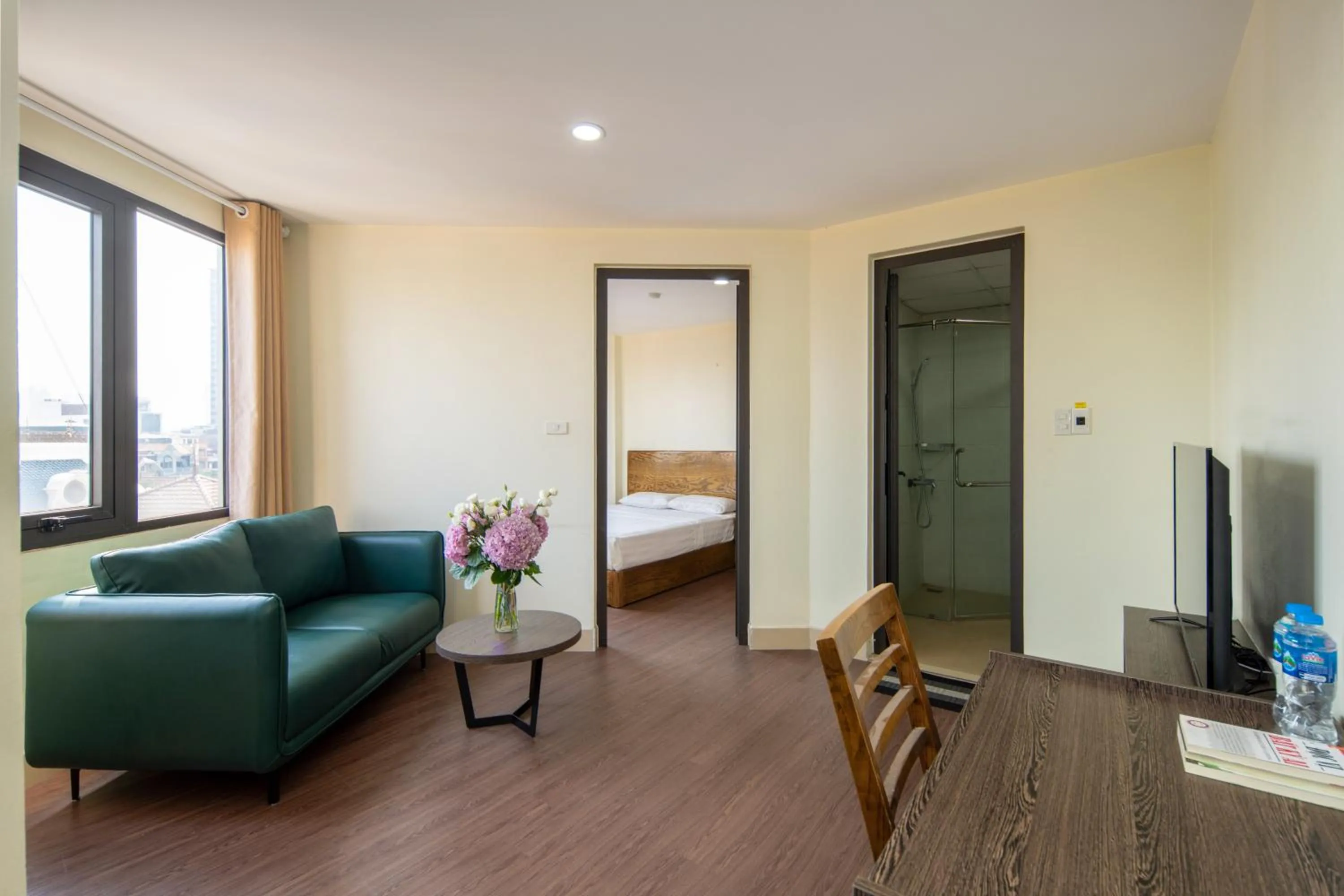 TV and multimedia, Bed in Granda Hanoi Hotel & Apartment