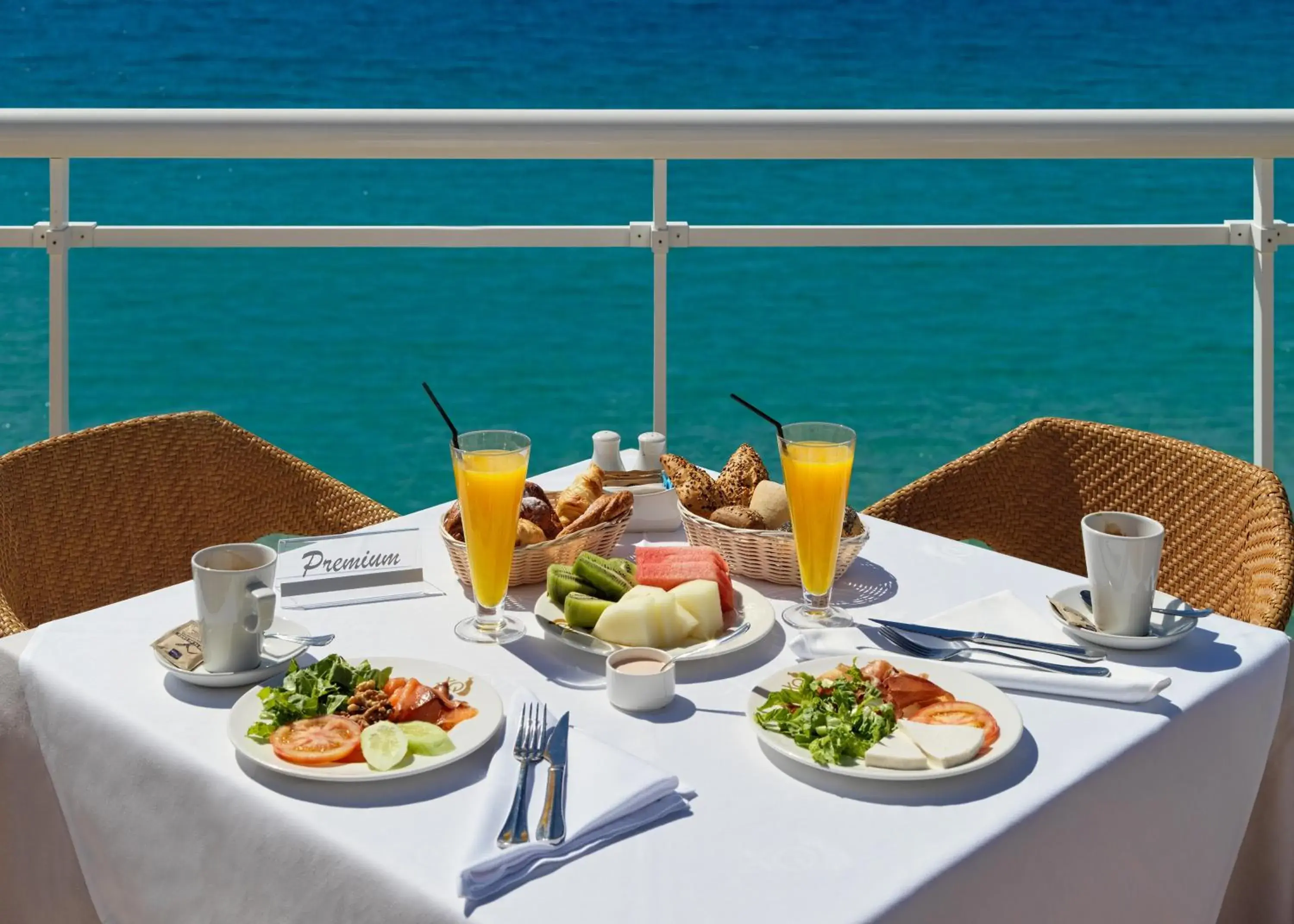 Food and drinks in XQ El Palacete Food and drinks in XQ El Palacete