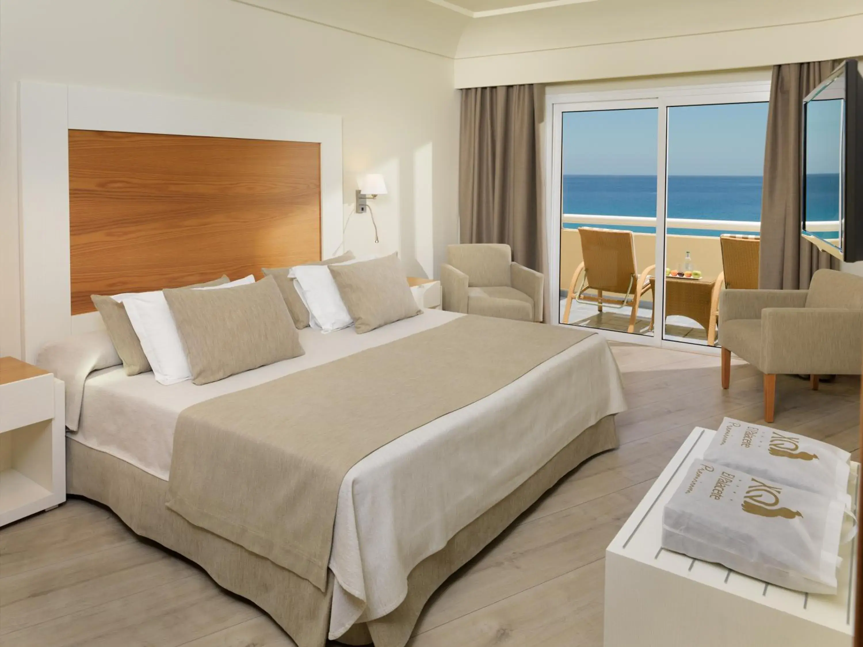 Photo of the whole room, Bed in XQ El Palacete Photo of the whole room, Bed in XQ El Palacete