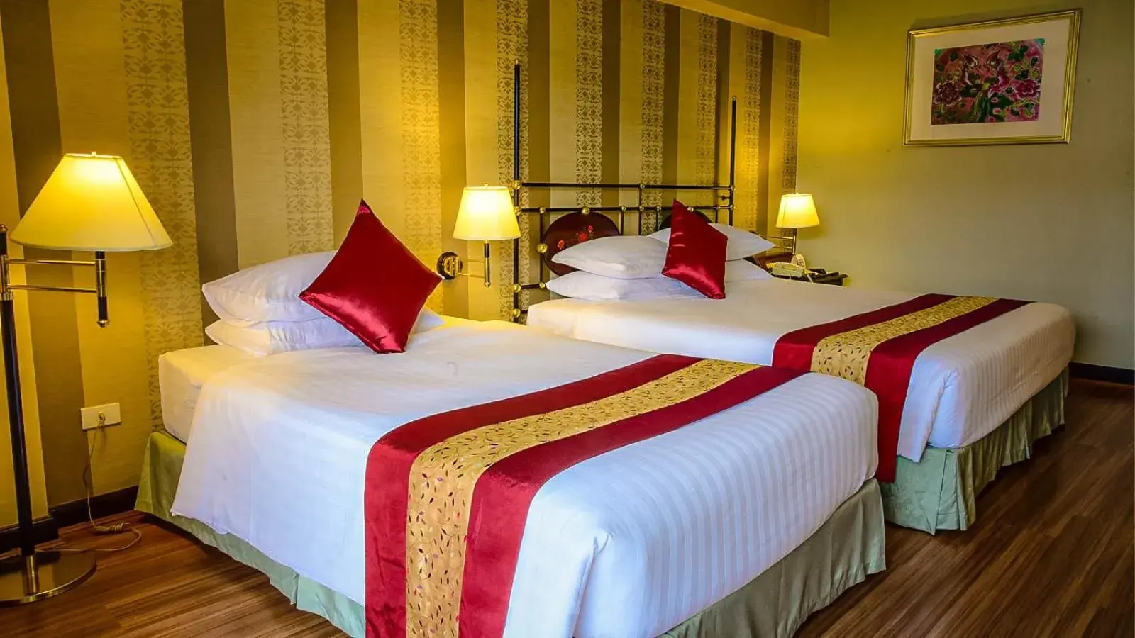 Bedroom, Bed in Patong Resort Hotel - SHA Extra Plus Bedroom, Bed in Patong Resort Hotel - SHA Extra Plus