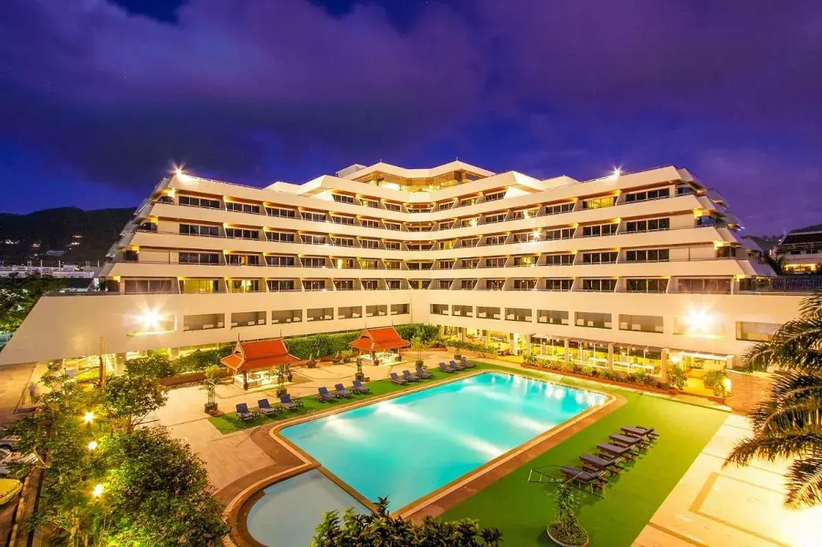 Property building in Patong Resort Hotel - SHA Extra Plus Property building in Patong Resort Hotel - SHA Extra Plus