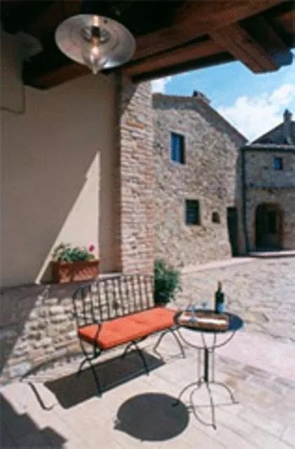 Facade/entrance in Agriturismo Torraiolo