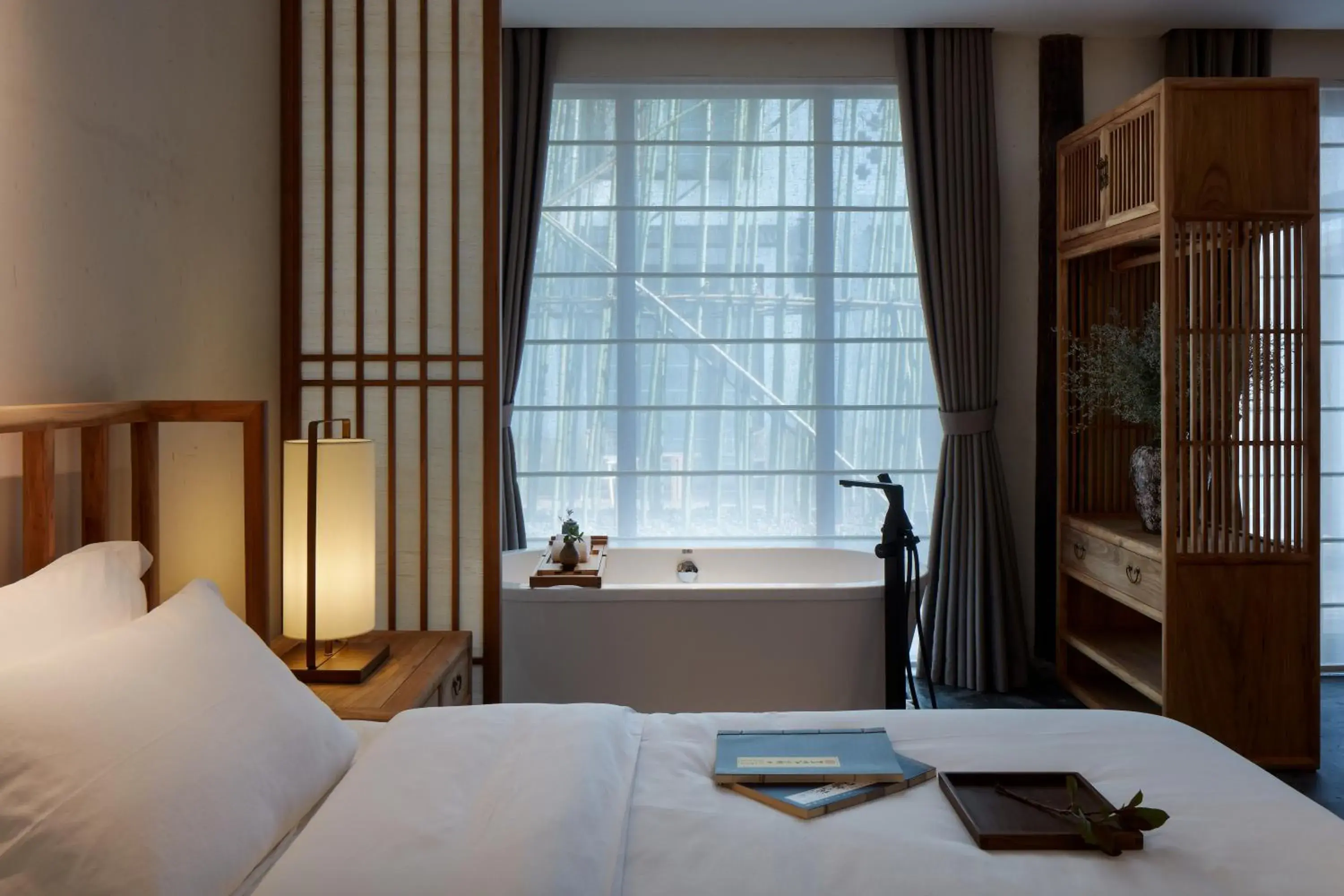 King Room with Garden View in Uin Oriental Hotel King Room with Garden View in Uin Oriental Hotel