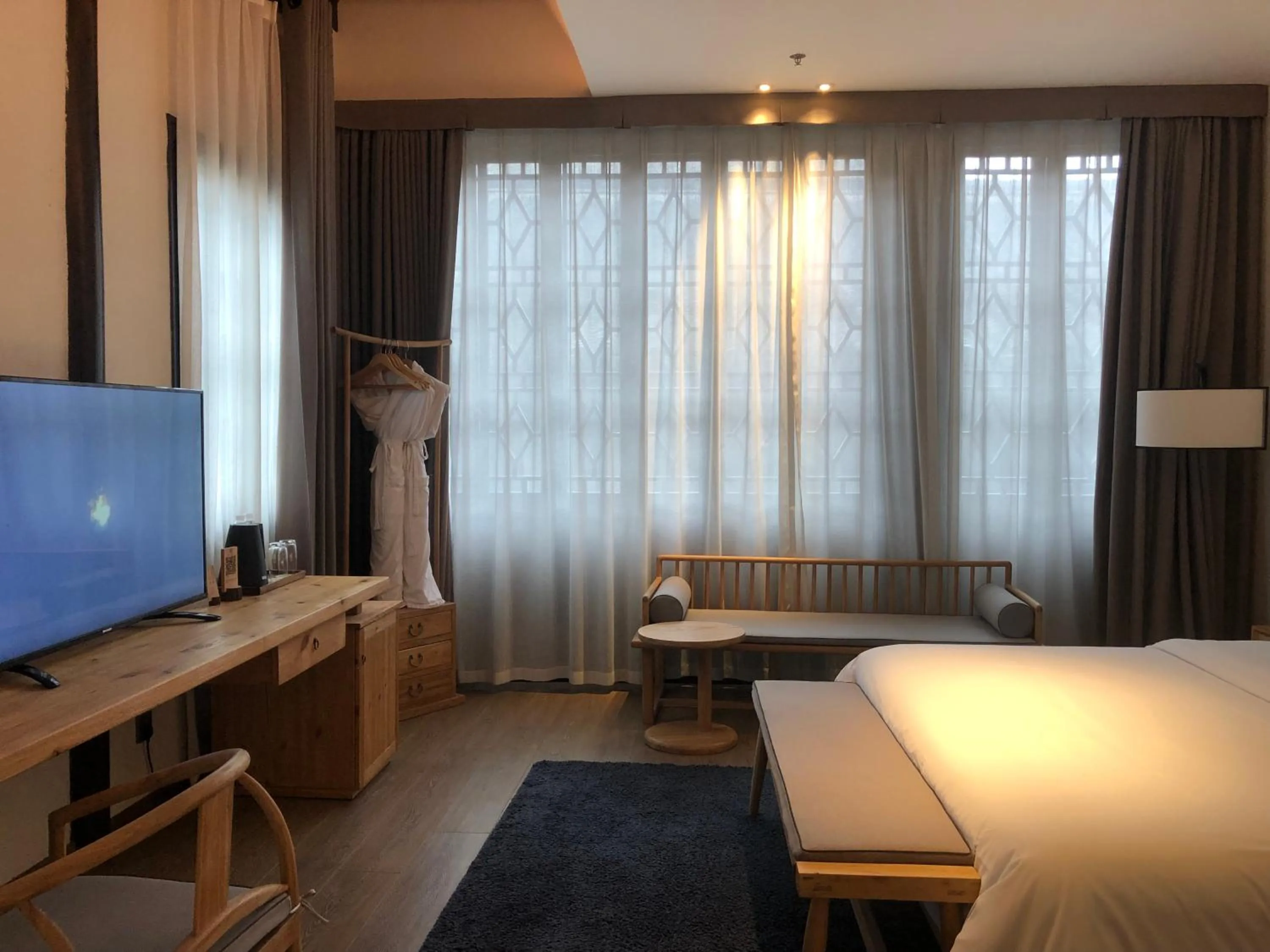 Bedroom, Bed in Uin Oriental Hotel