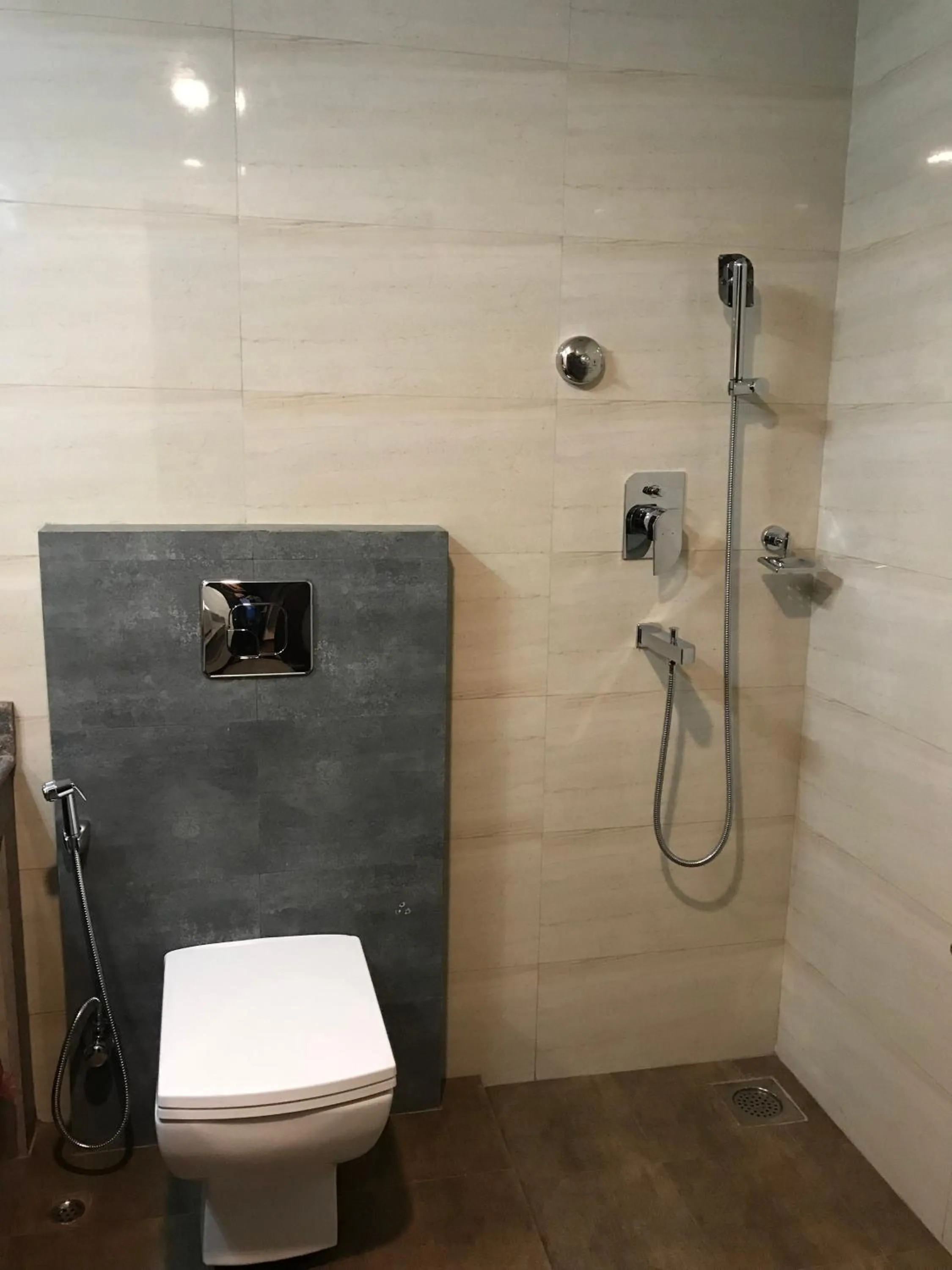 Bathroom in Kaveri Inn