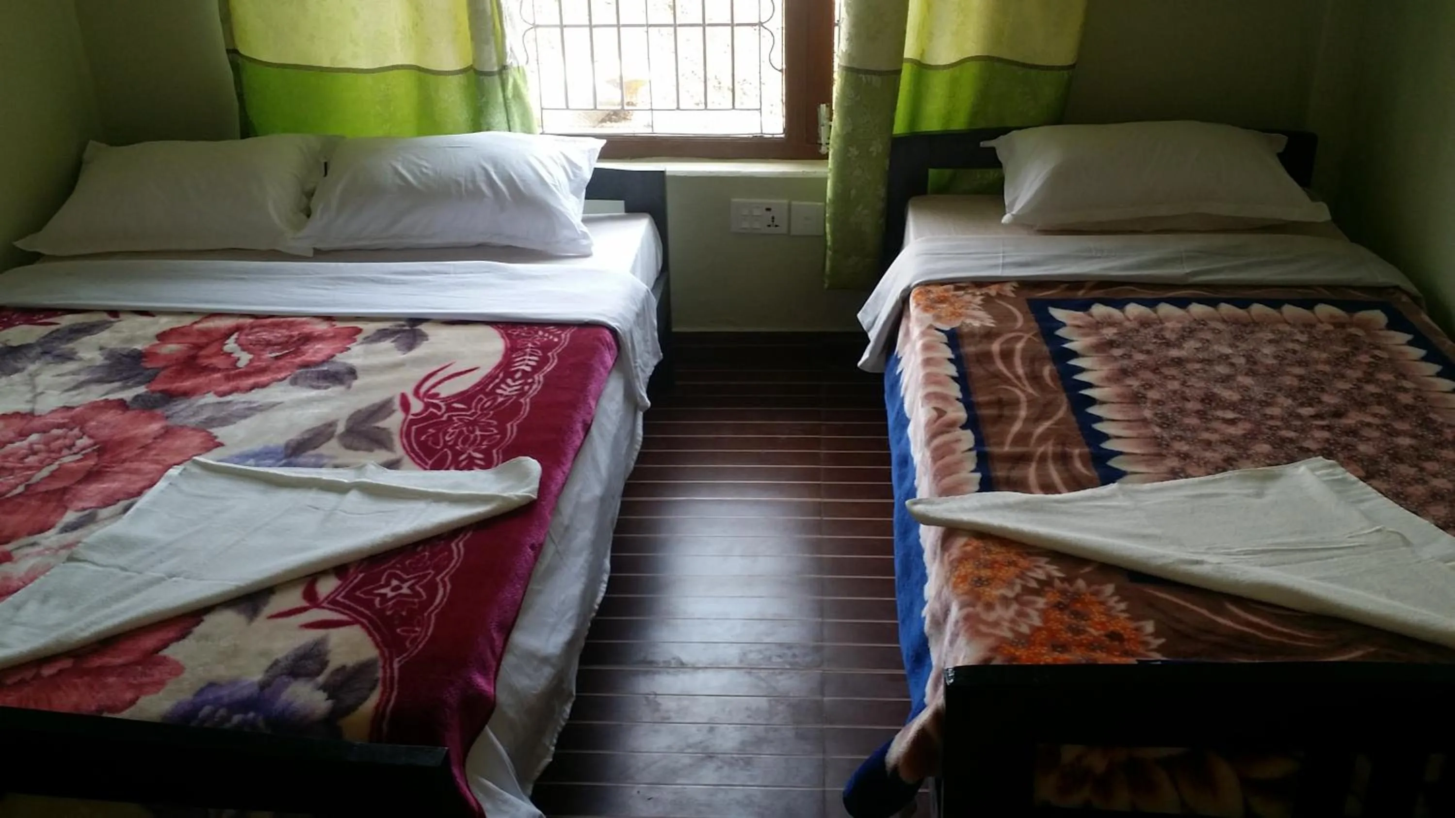 Bedroom, Bed in Harry Guest House & Restaurant