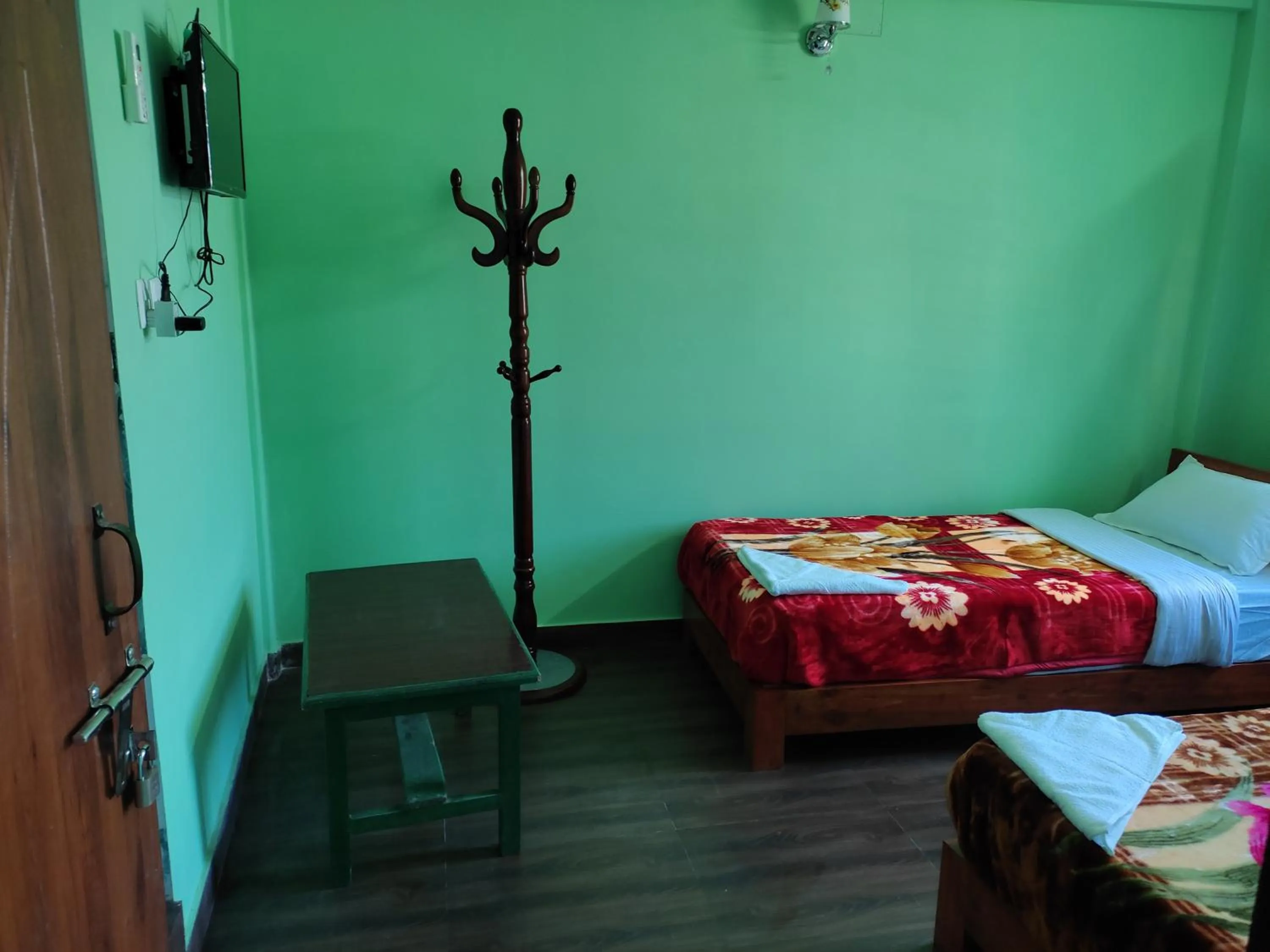 Bedroom, Bed in Harry Guest House & Restaurant